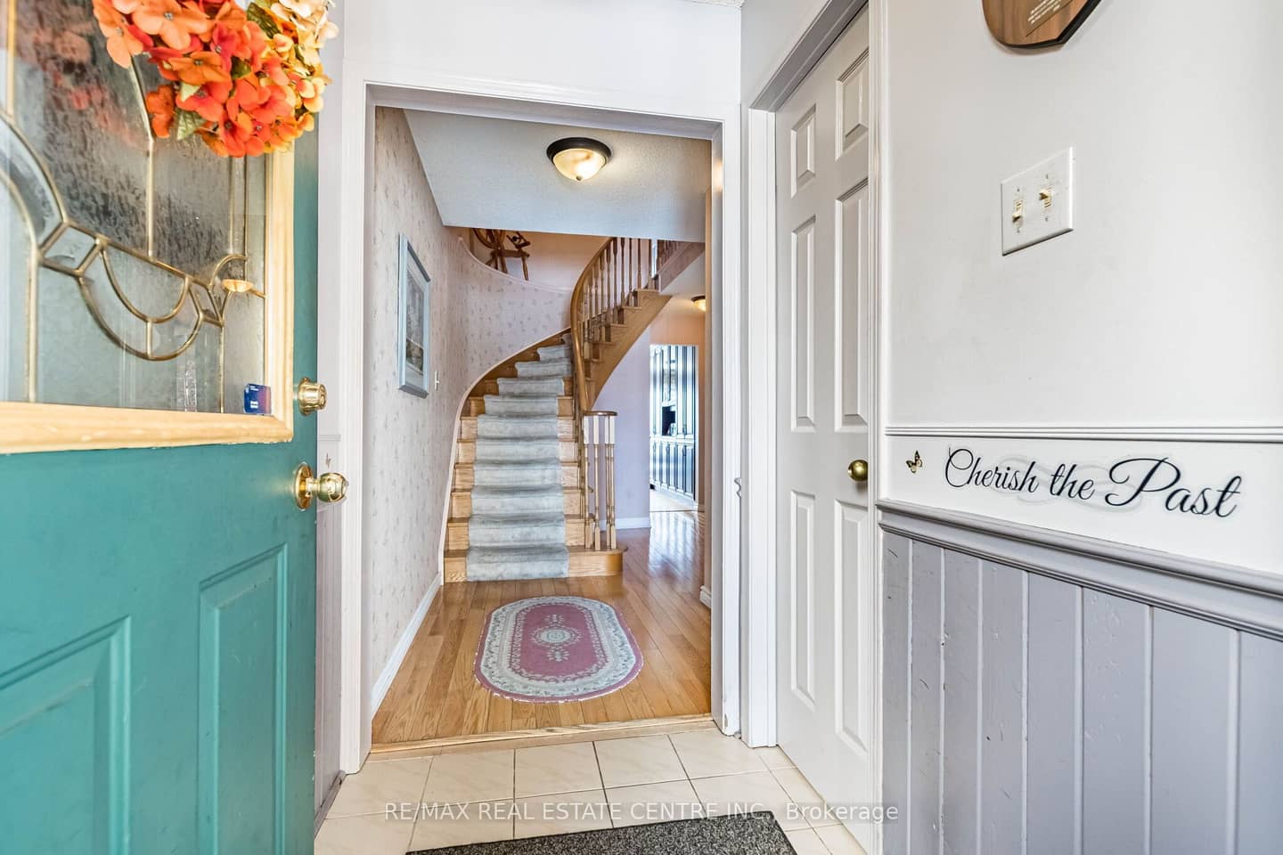 82 Candy Crescent, Brampton, ON L6X 3Z9