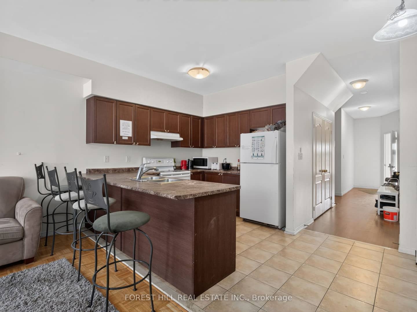 4 Evelyn Wiggins Drive, Toronto, ON M3J 0G3