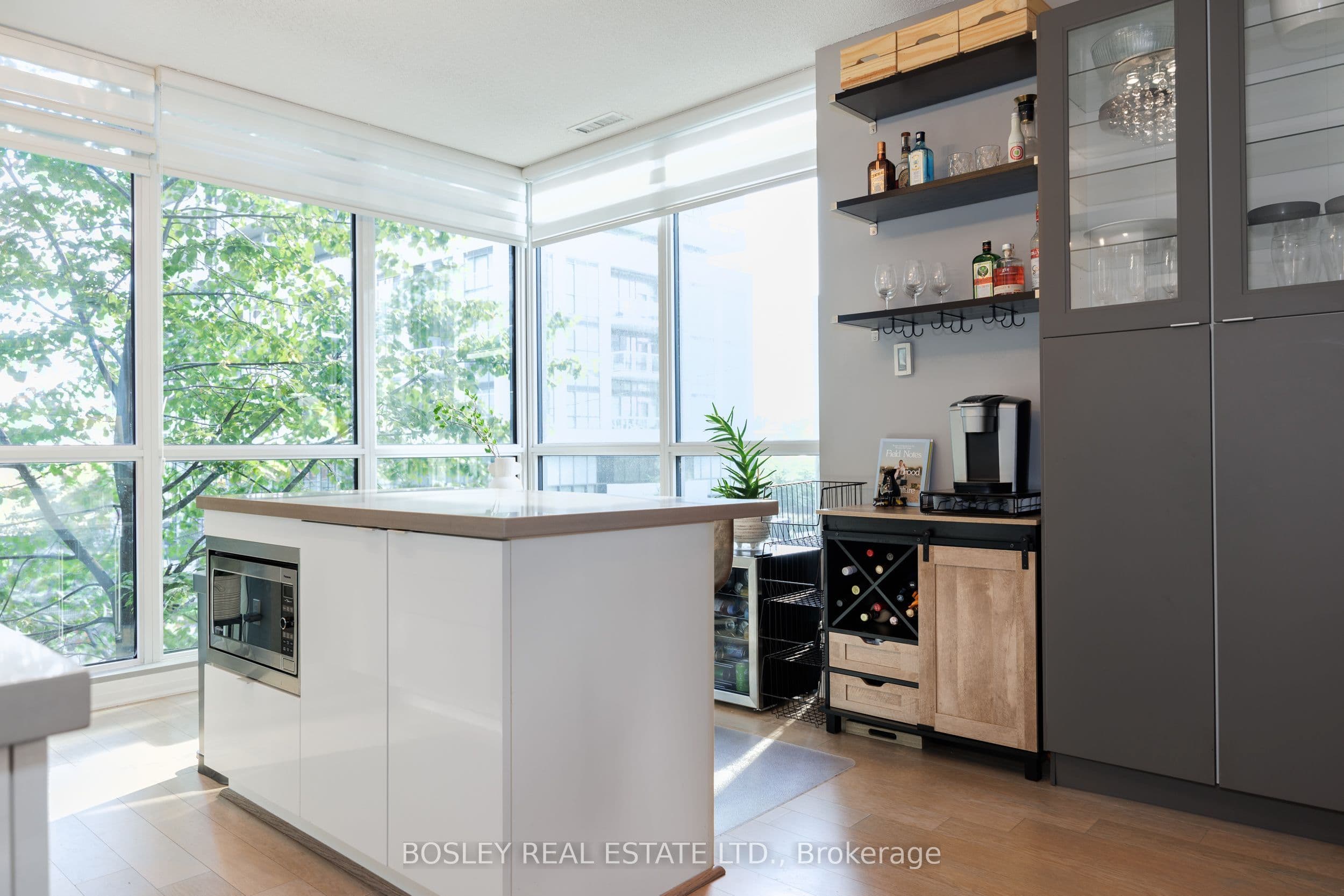 60 Annie Craig Drive 215, Toronto, ON M8V 0C8