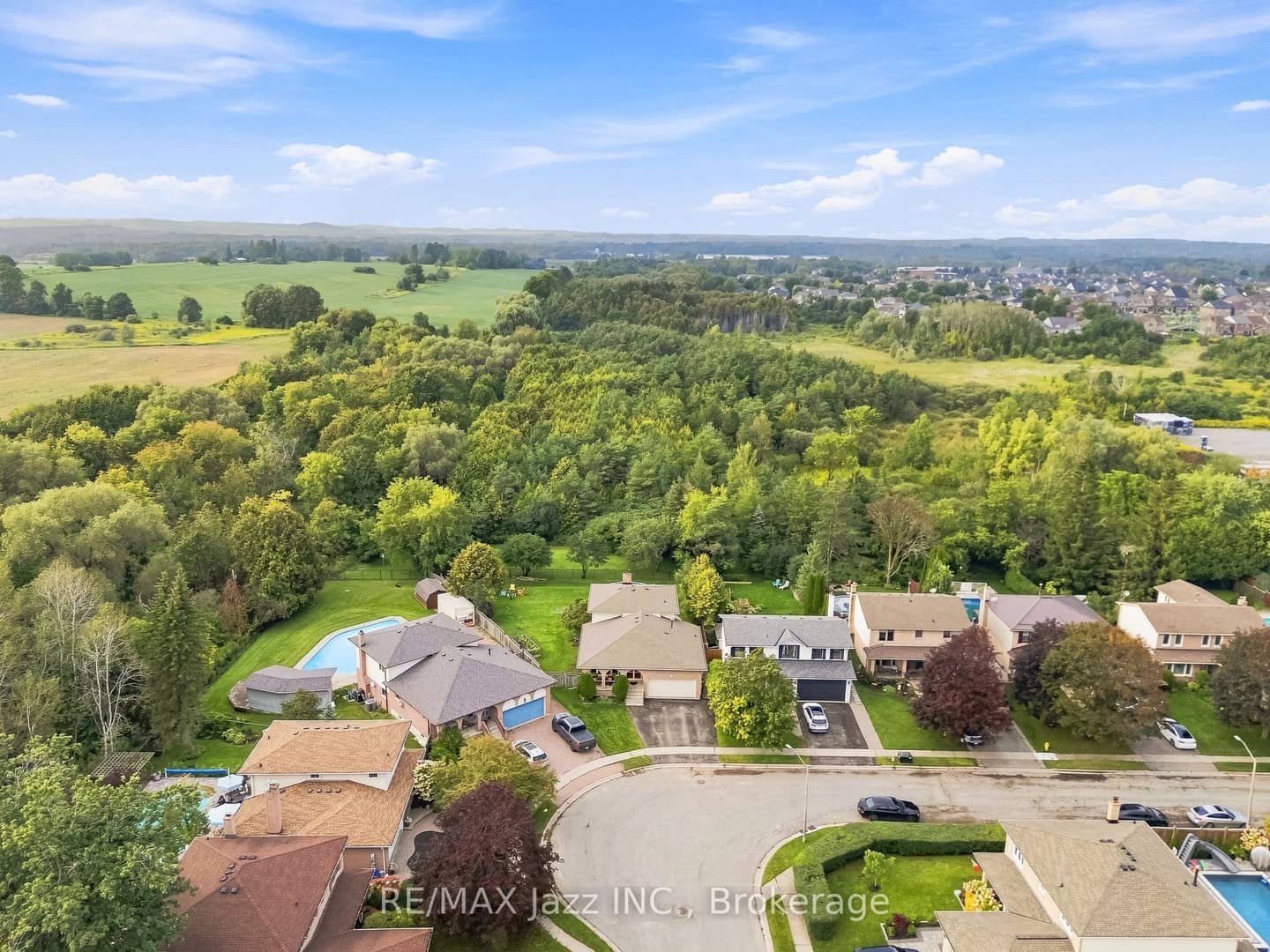 76 Chester Crescent, Scugog, ON L9L 1K8