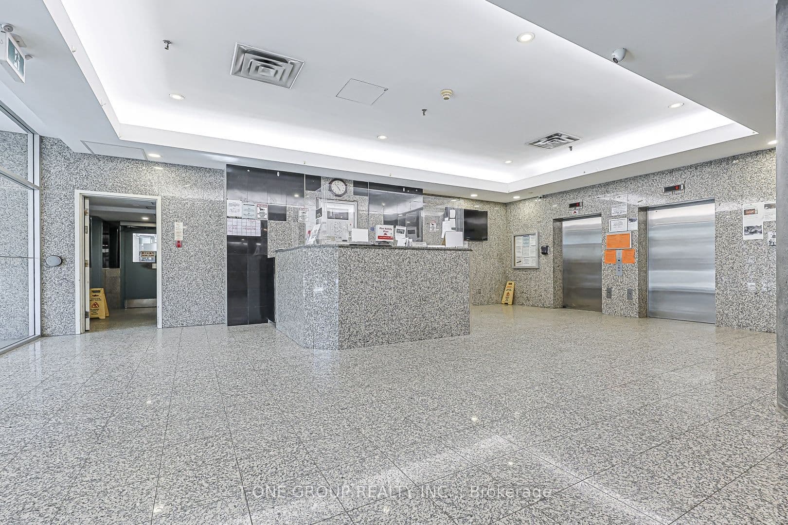 99 CAMERON Street 901, Toronto, ON M5T 3A2