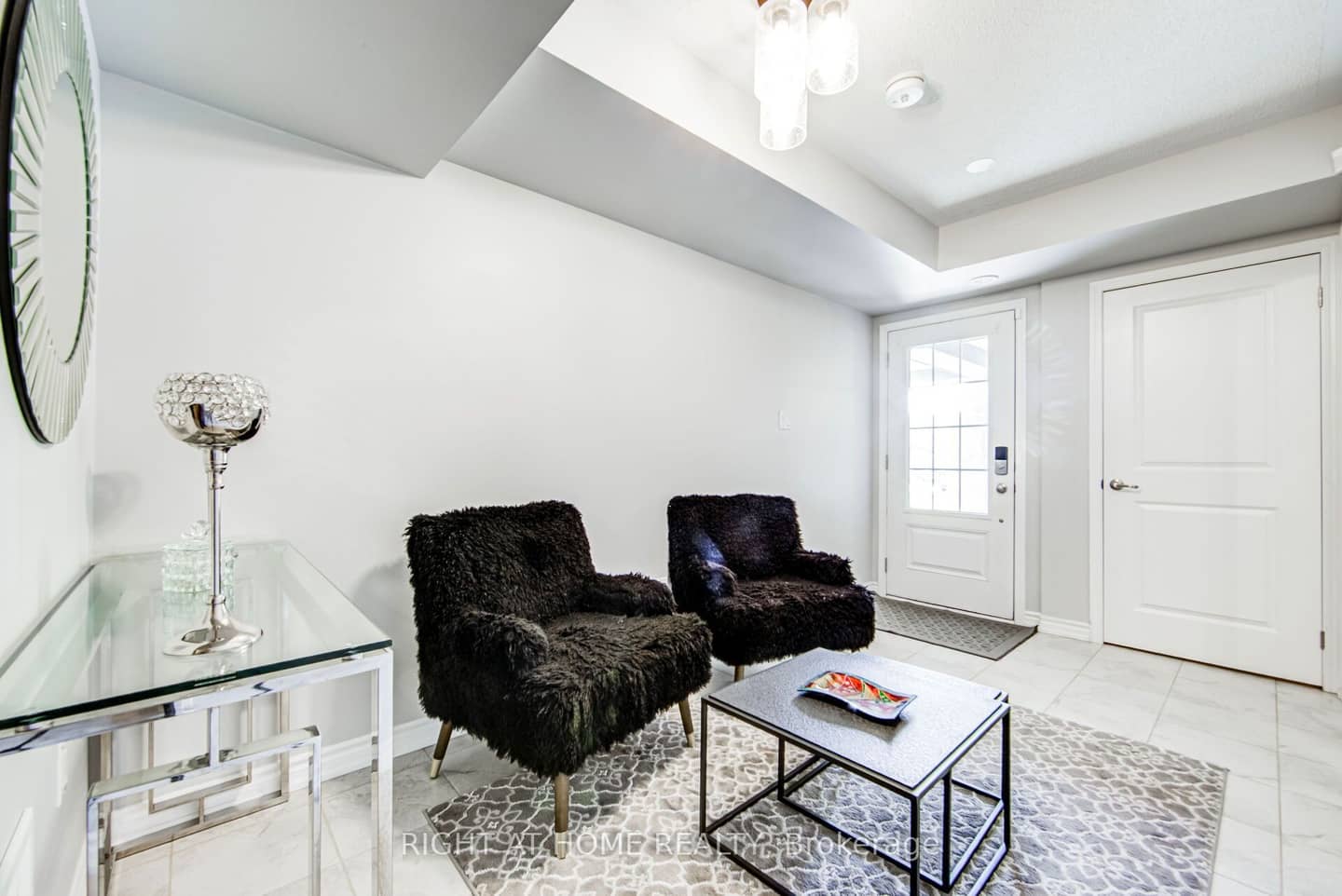 143 Toucan Trail, Oakville, ON L6H 0Y2