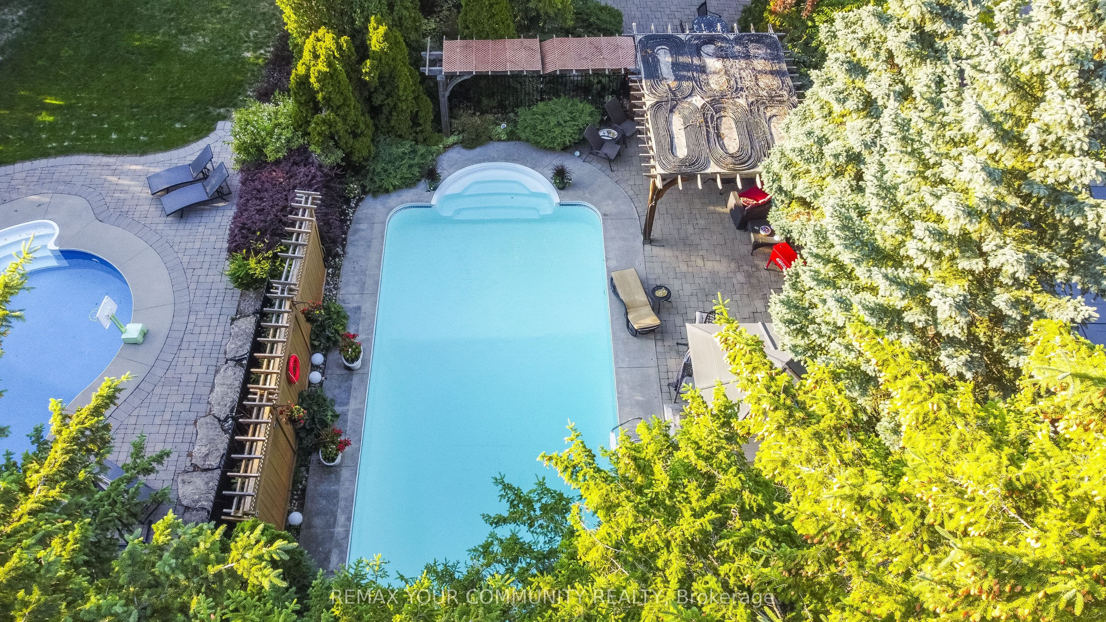 95 Naughton Drive, Richmond Hill, ON L4C 8B3