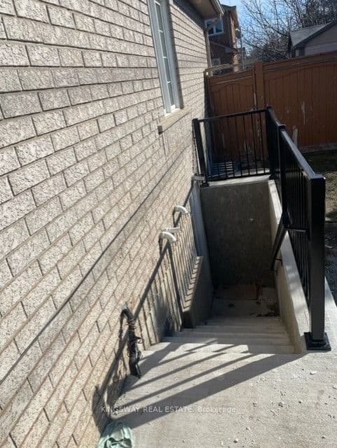 3194 World Series Court BASEMENT, Mississauga, ON L5N 7N8