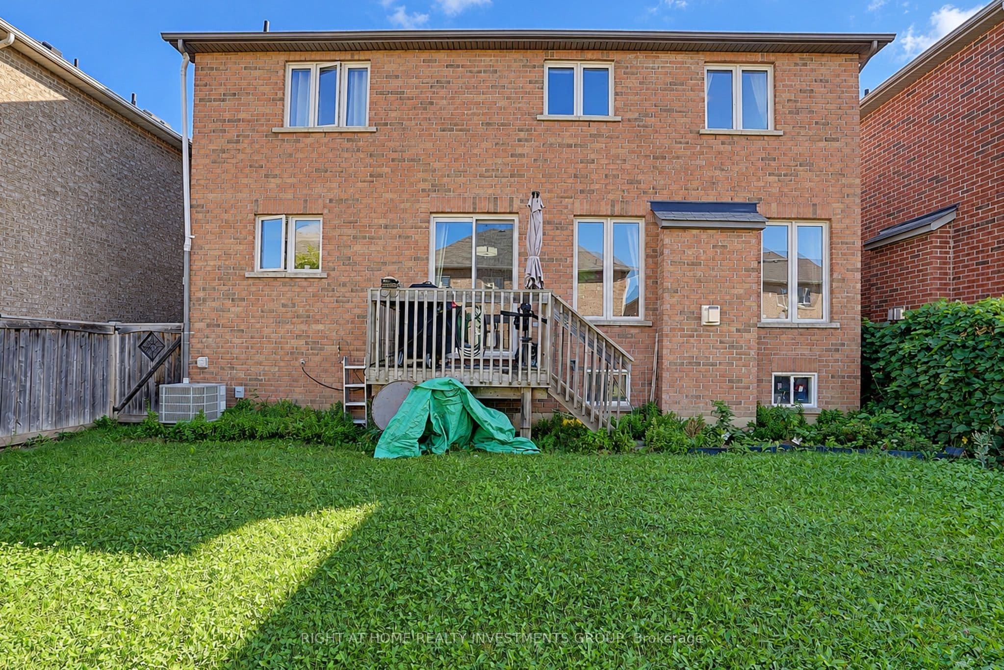 14 Shiner Drive, Richmond Hill, ON L4E 4V5
