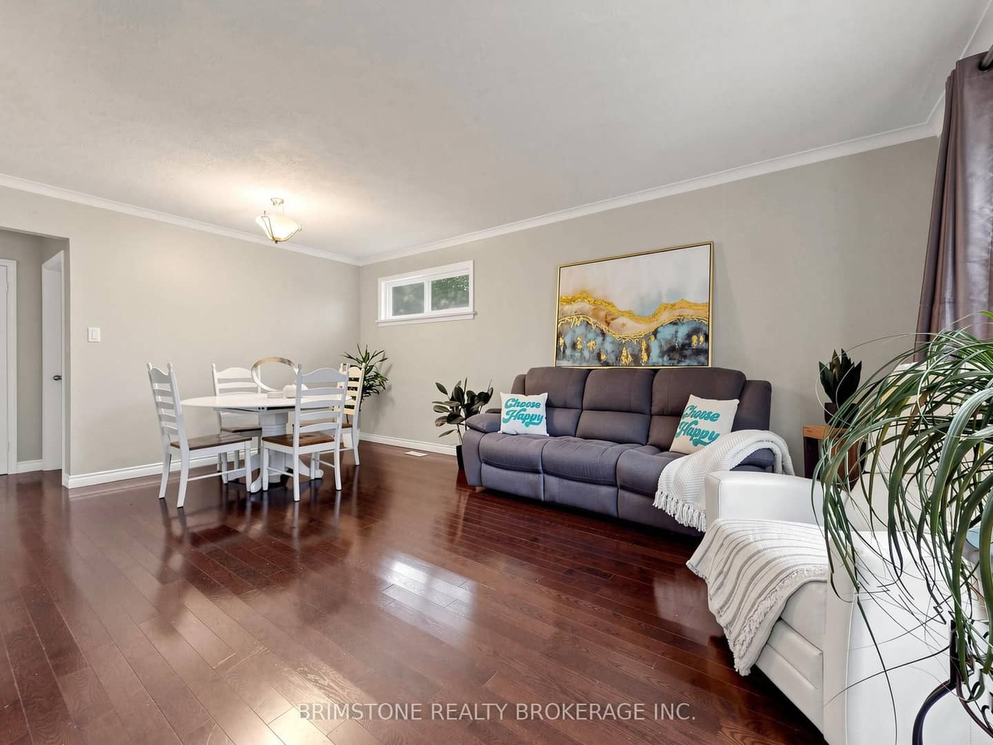 93 Bayview Parkway, Newmarket, ON L3Y 3W2