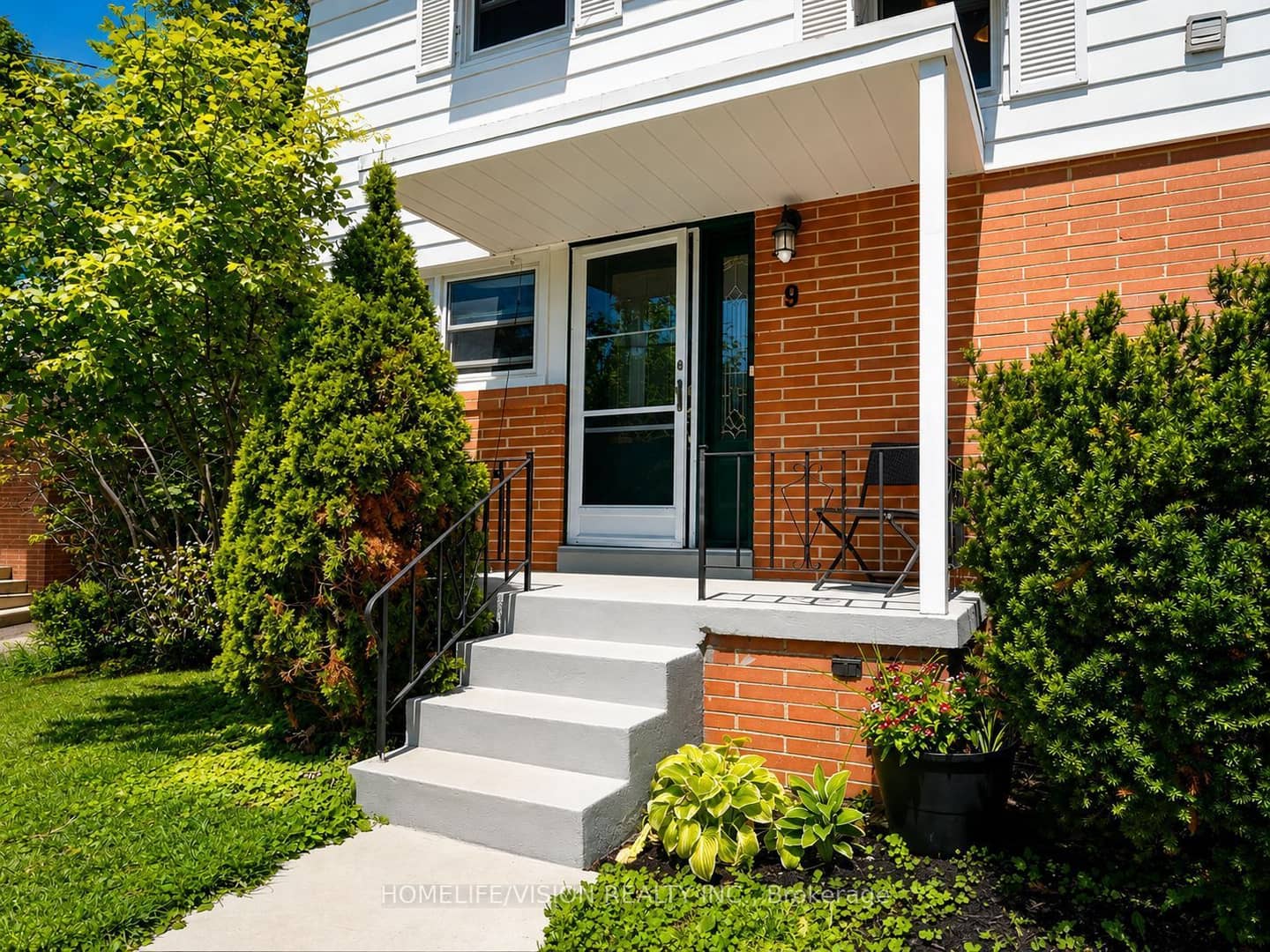 9 Lyndfield Crescent, Brampton, ON L6W 2P4