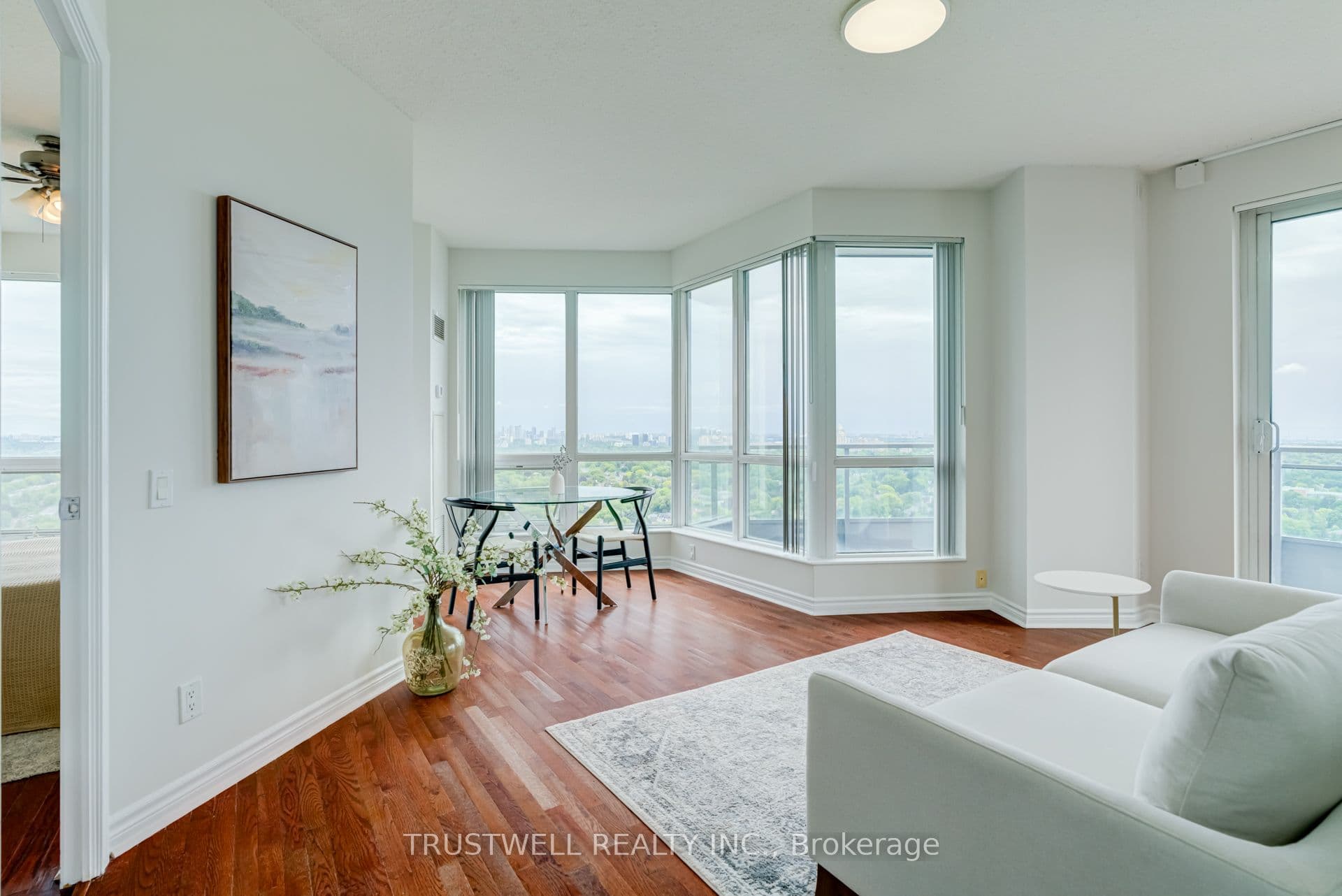 60 Byng Avenue 2210, Toronto, ON M2N 7K3