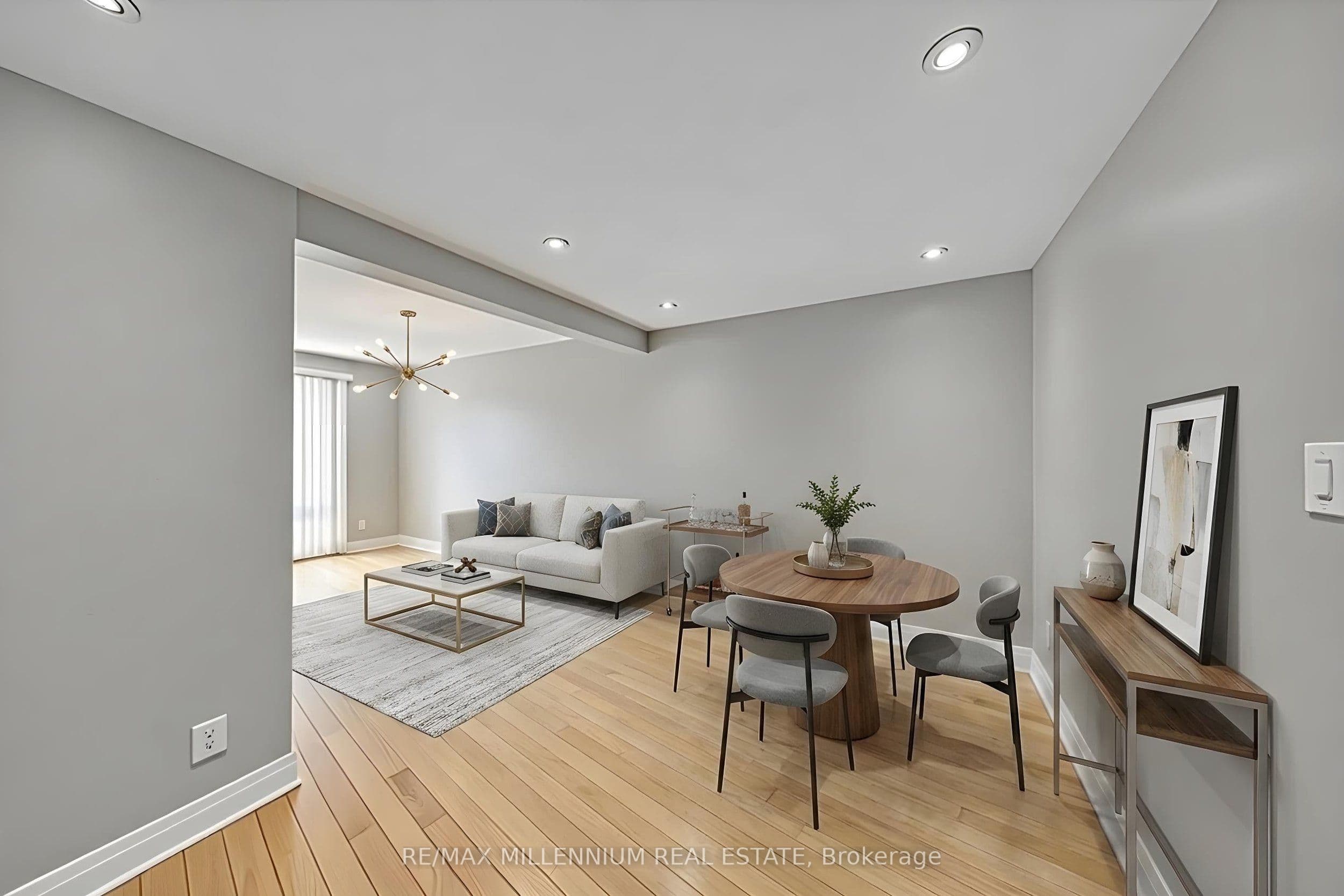 10 Grandravine Drive 5, Toronto, ON M3J 1B1