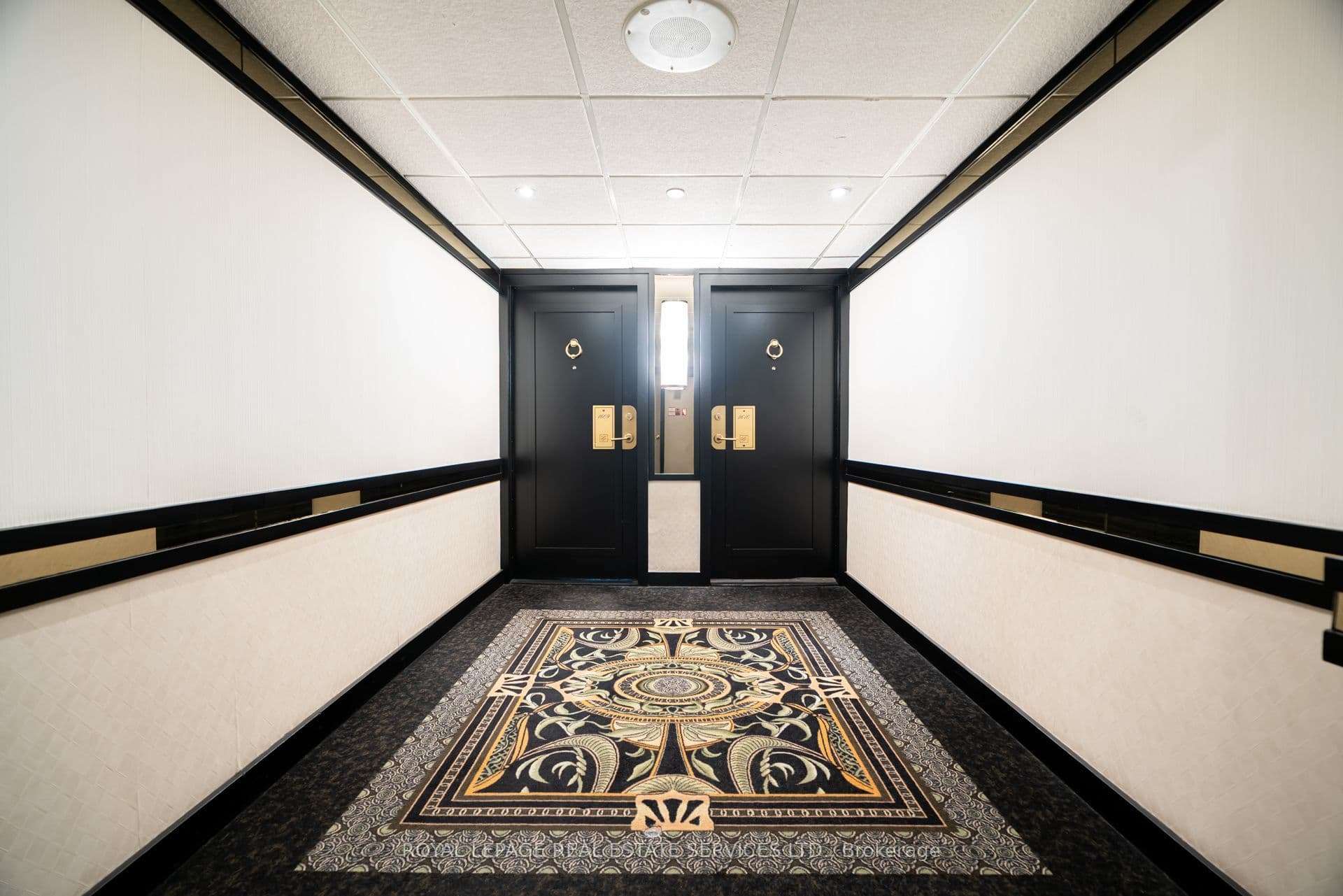 2045 Lake Shore Boulevard W 1610, Toronto, ON M8V 2Z6