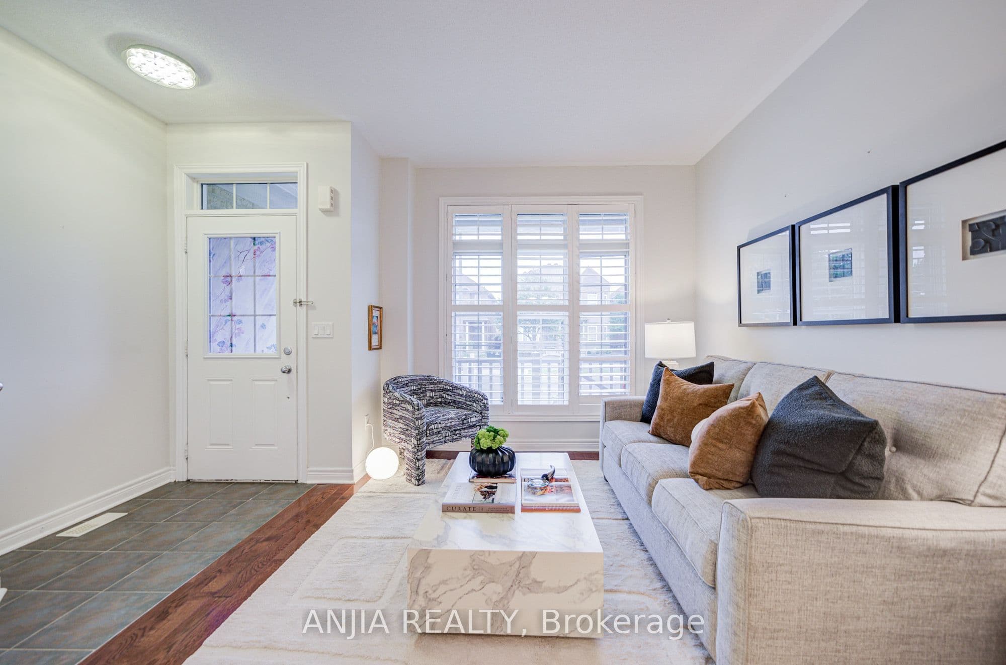 2406 Bur Oak Avenue, Markham, ON L6E 1K7