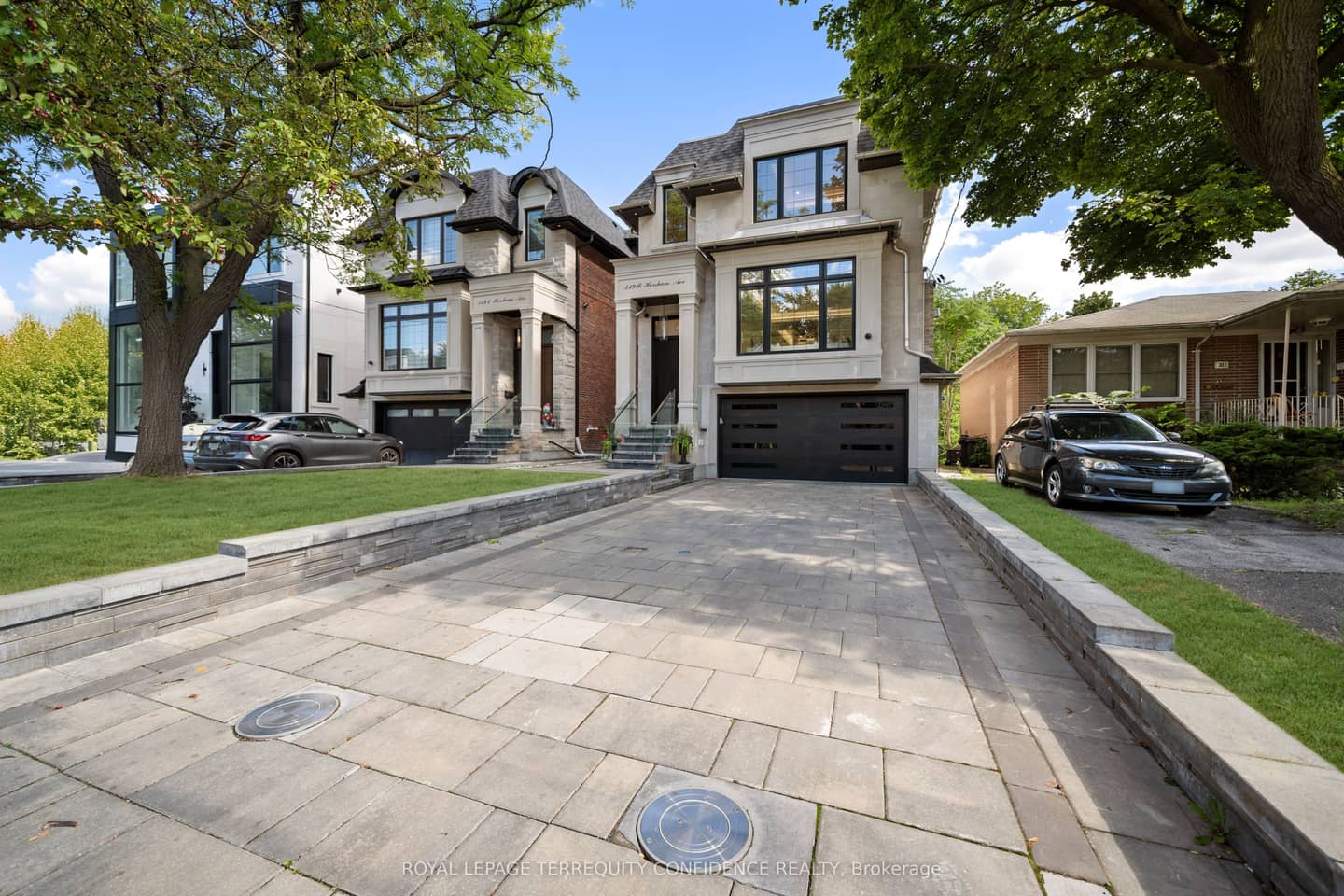 319B Horsham Avenue, Toronto, ON M2R 1G7