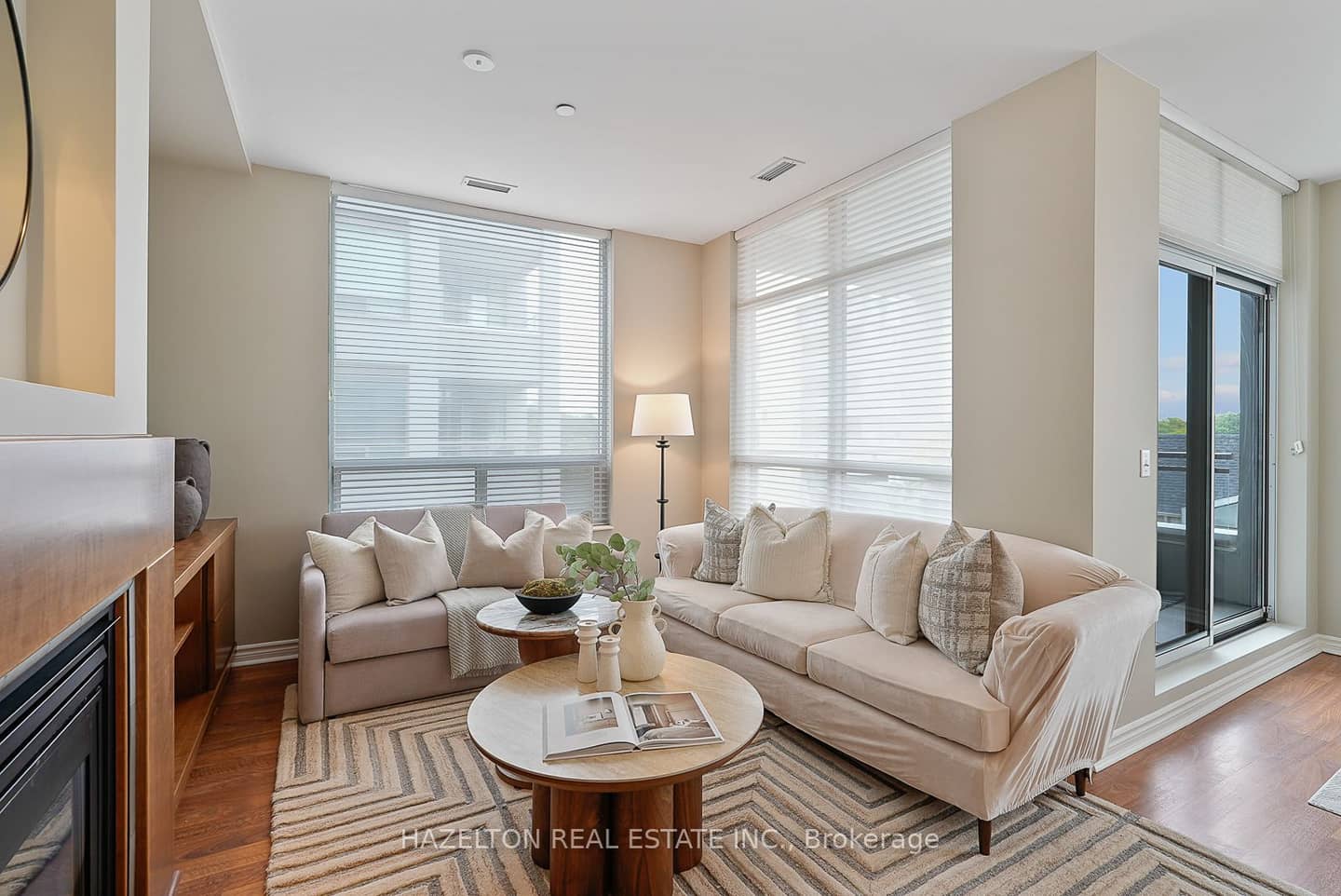980 Yonge Street 501, Toronto, ON M4W 3V8