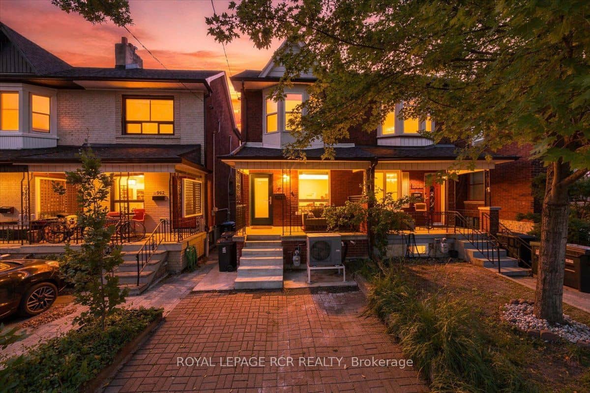 964 Shaw Street, Toronto, ON M6G 3M7