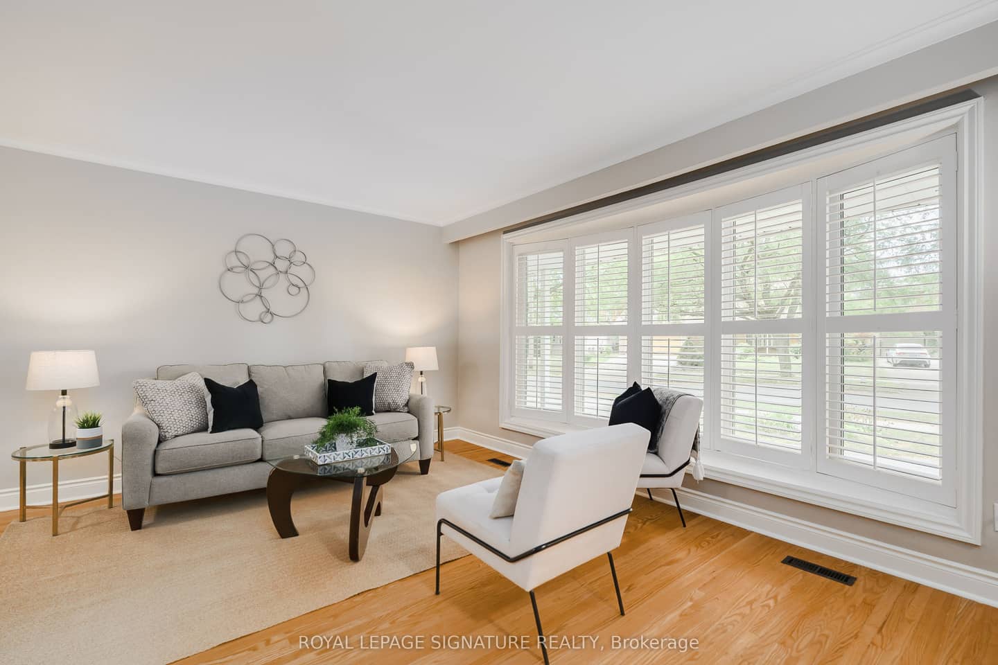 11 Bellbury Crescent, Toronto, ON M2J 2J6