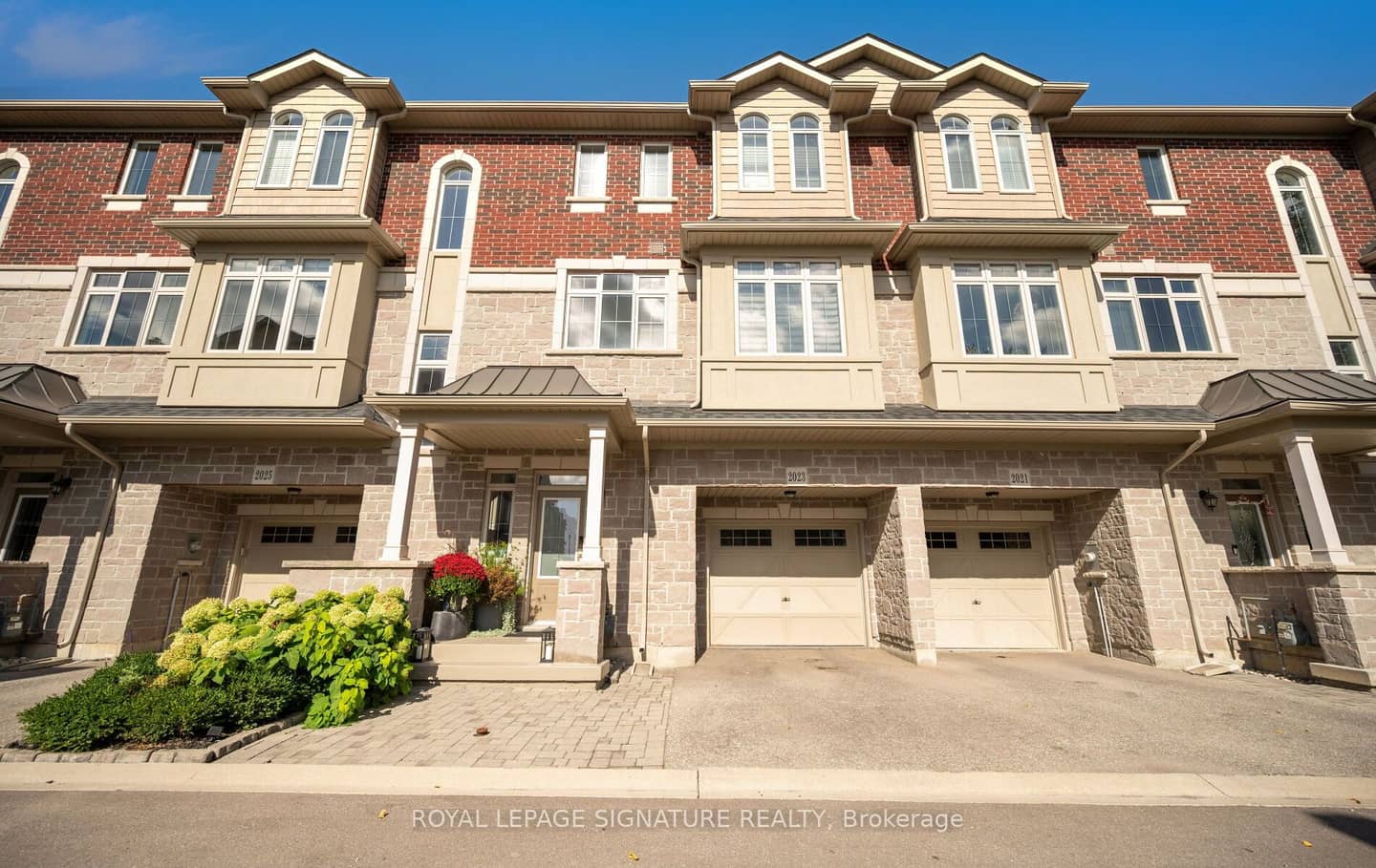 2023 Deerview Common, Oakville, ON L6M 0Y2