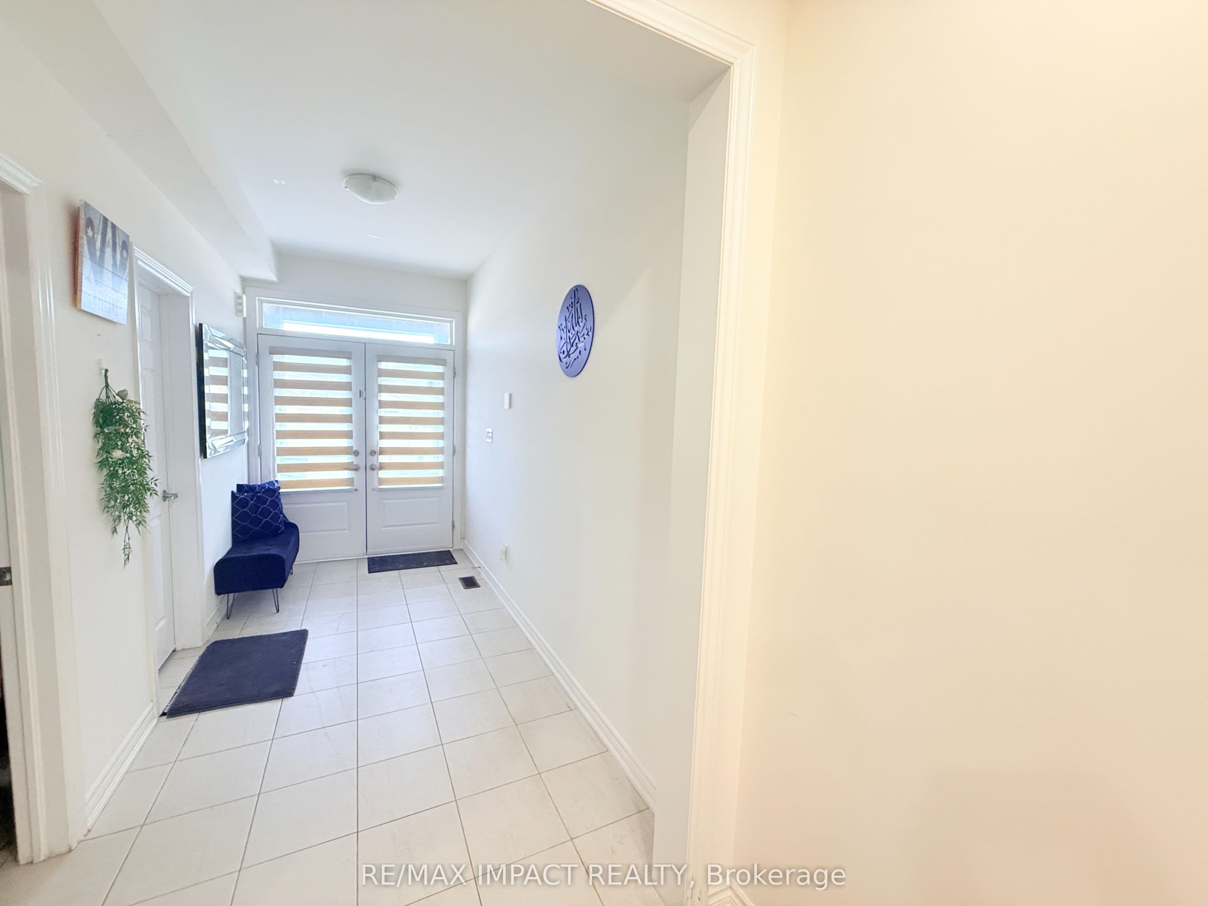 1318 Apollo Street, Oshawa, ON L1K 3E6