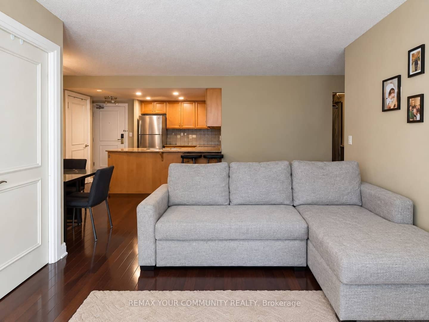 2727 Keele Street 619, Toronto, ON M3M 2E9