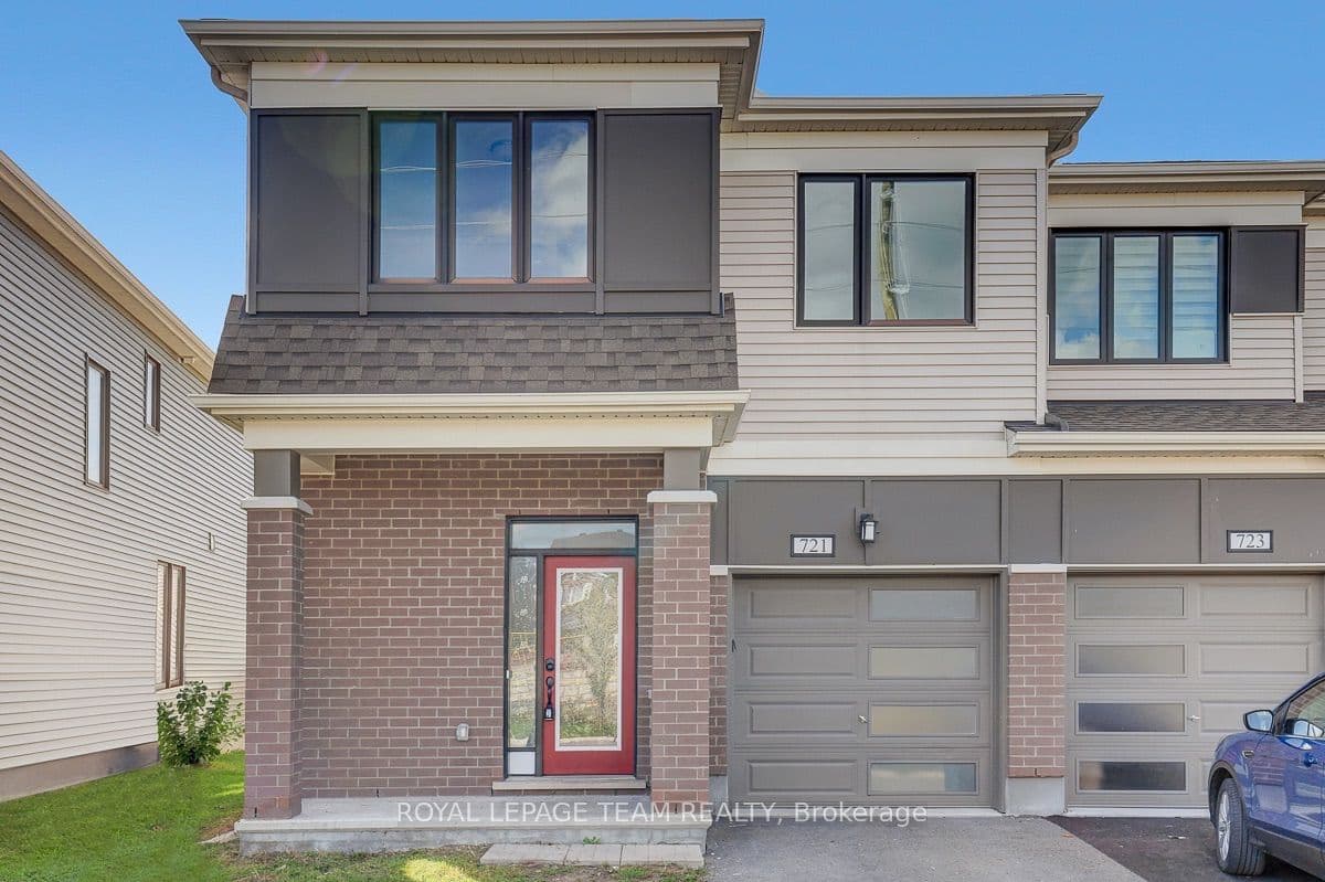721 Megrez Way, Barrhaven, ON K2J 6S8