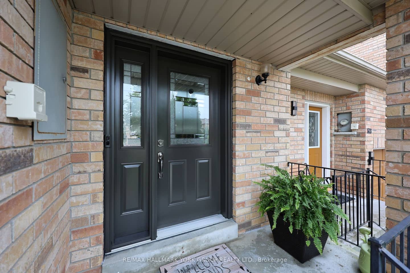 620 Bondi Avenue, Newmarket, ON L3Y 8S8
