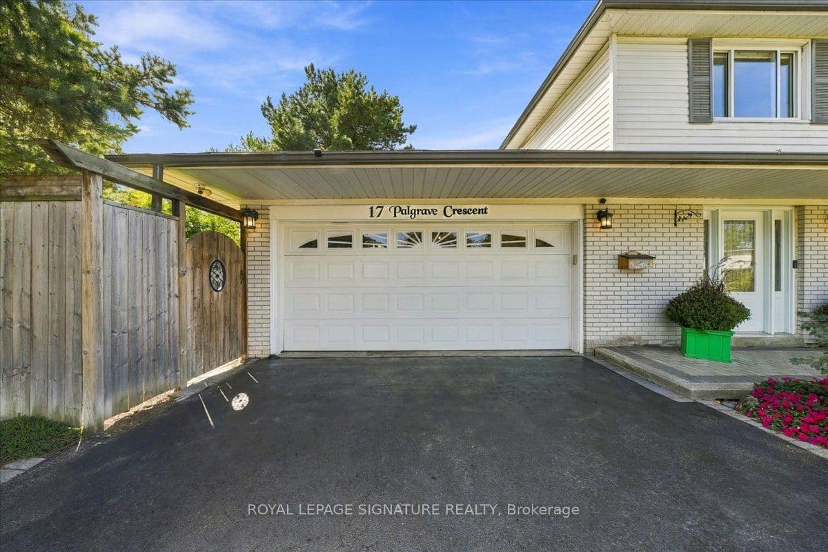 17 Palgrave Crescent, Brampton, ON L6W 1E1
