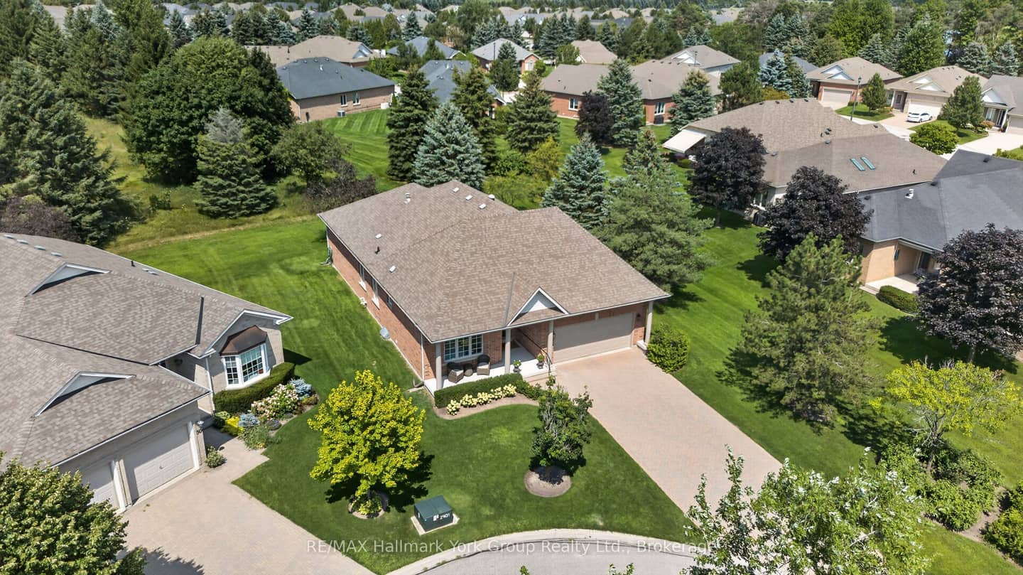 26 Hagen Hollow, Whitchurch-Stouffville, ON L4A 1N3