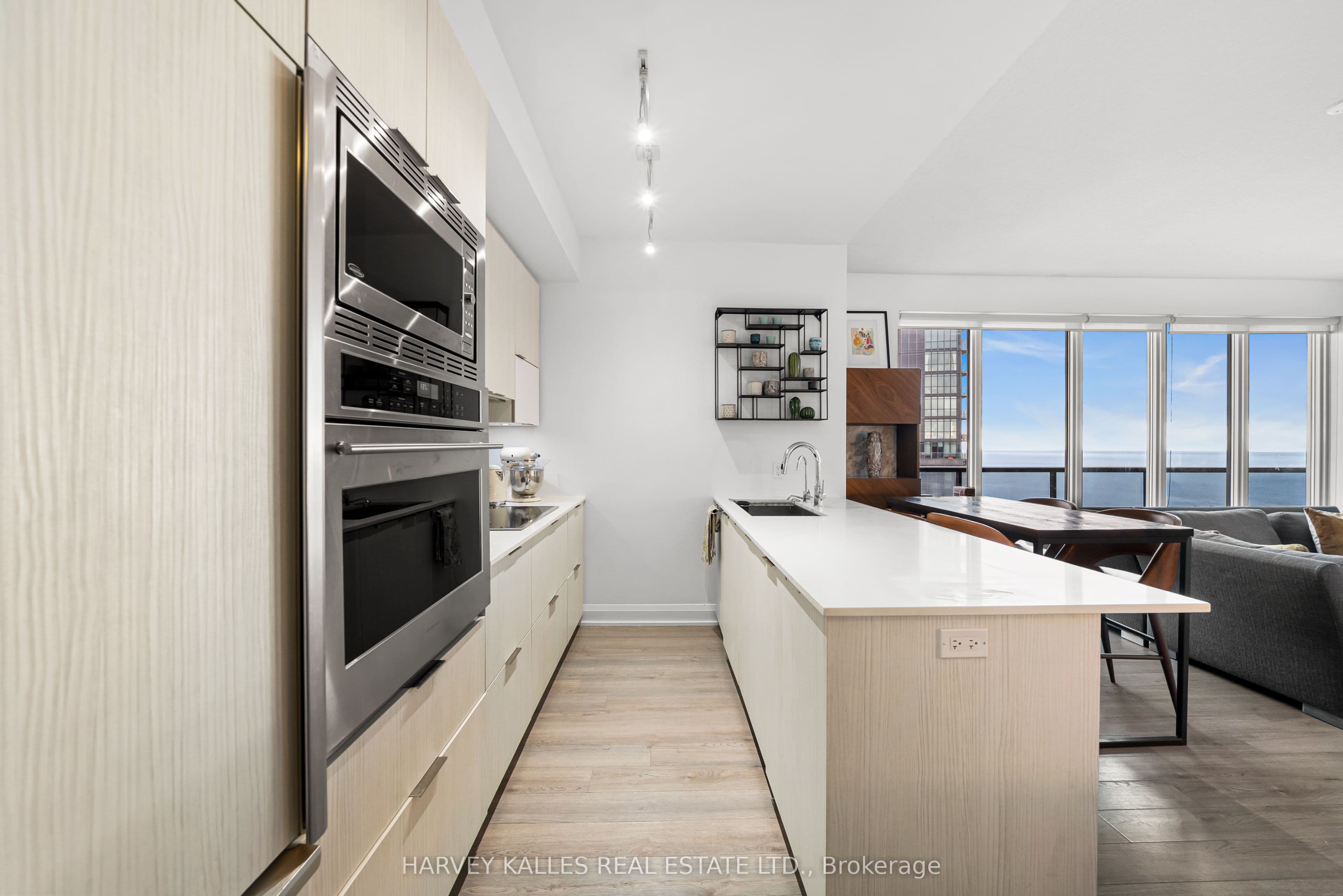 56 Annie Craig Drive 2703, Toronto, ON M8V 0C8