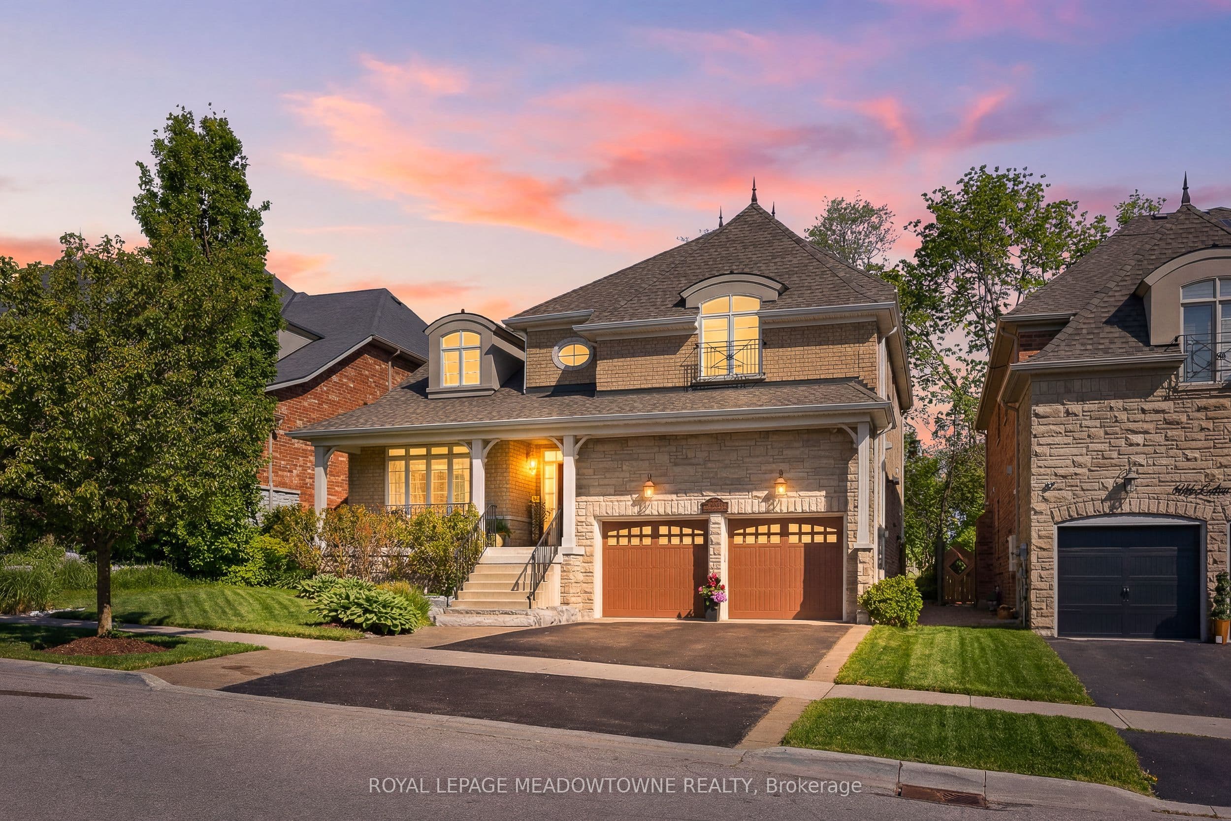298 Eaton Street, Halton Hills, ON L7G 6N7
