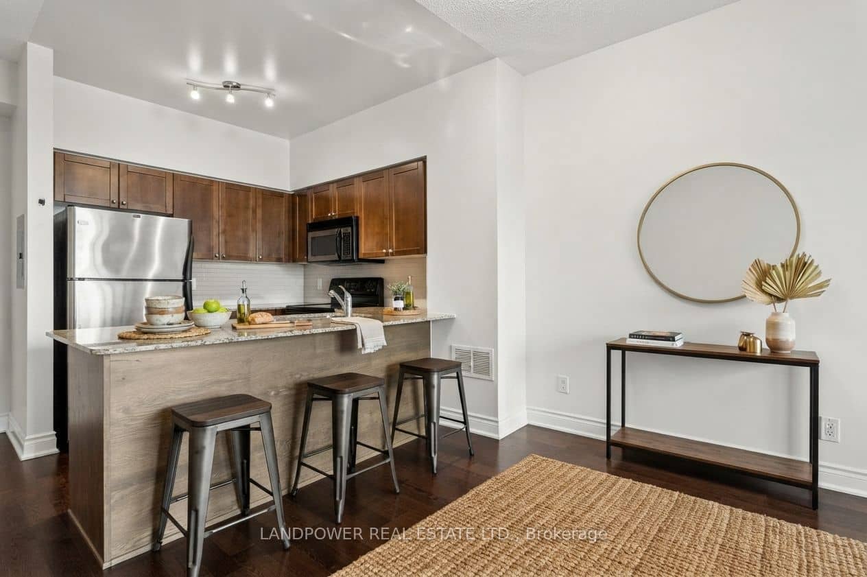 763 Bay Street 4908, Toronto, ON M5G 2R3