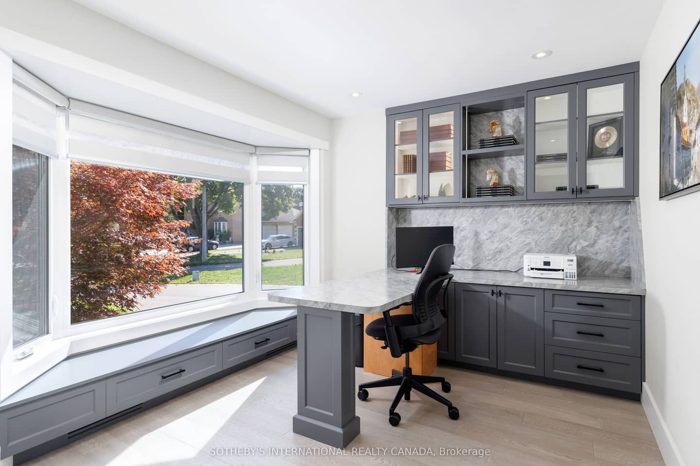 1816 Paddock Crescent, Mississauga, ON L5L 3E4