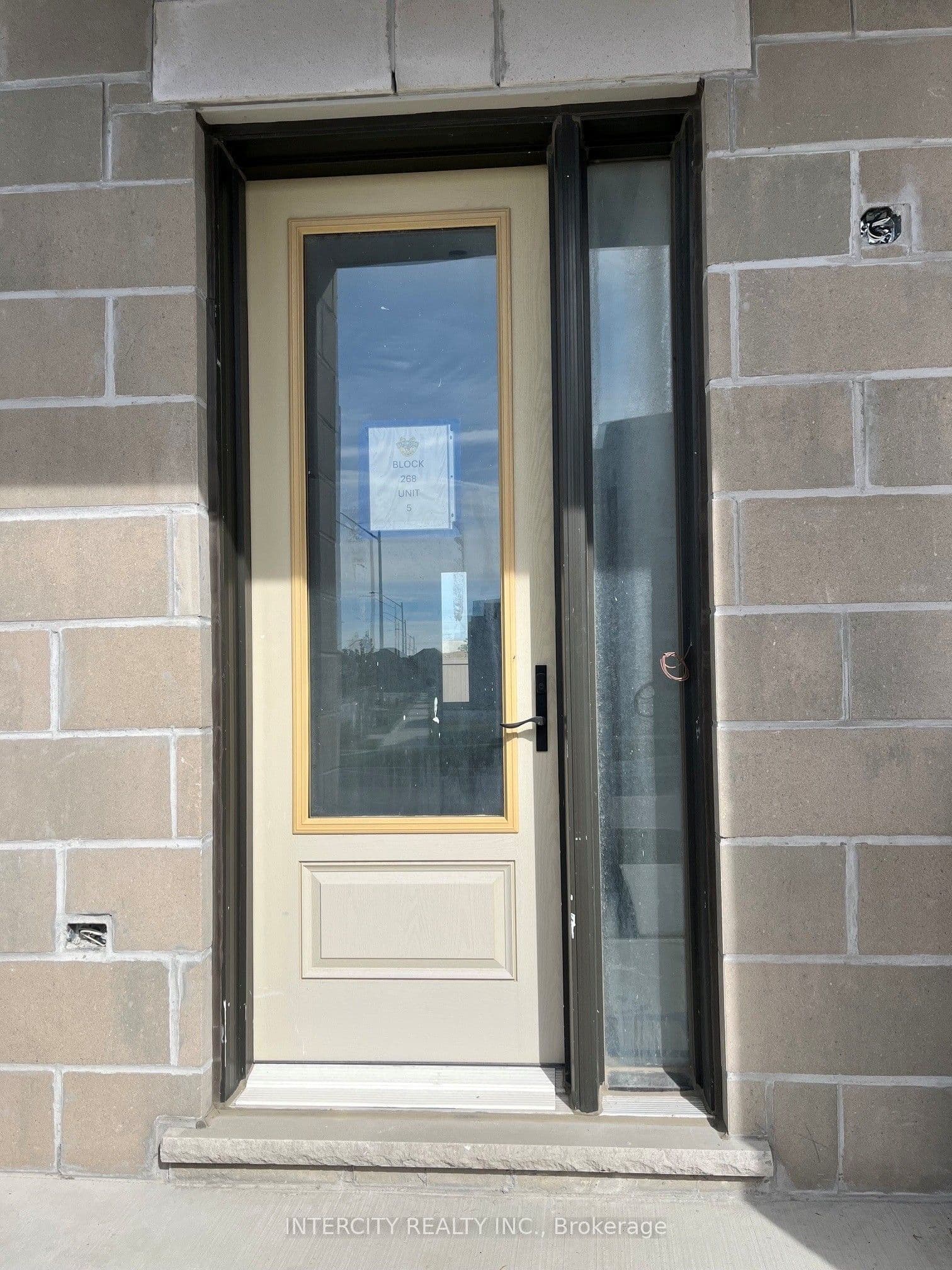 142 Mumbai Drive (BLOCK 268 UNIT 5), Markham, ON L3S 3K5