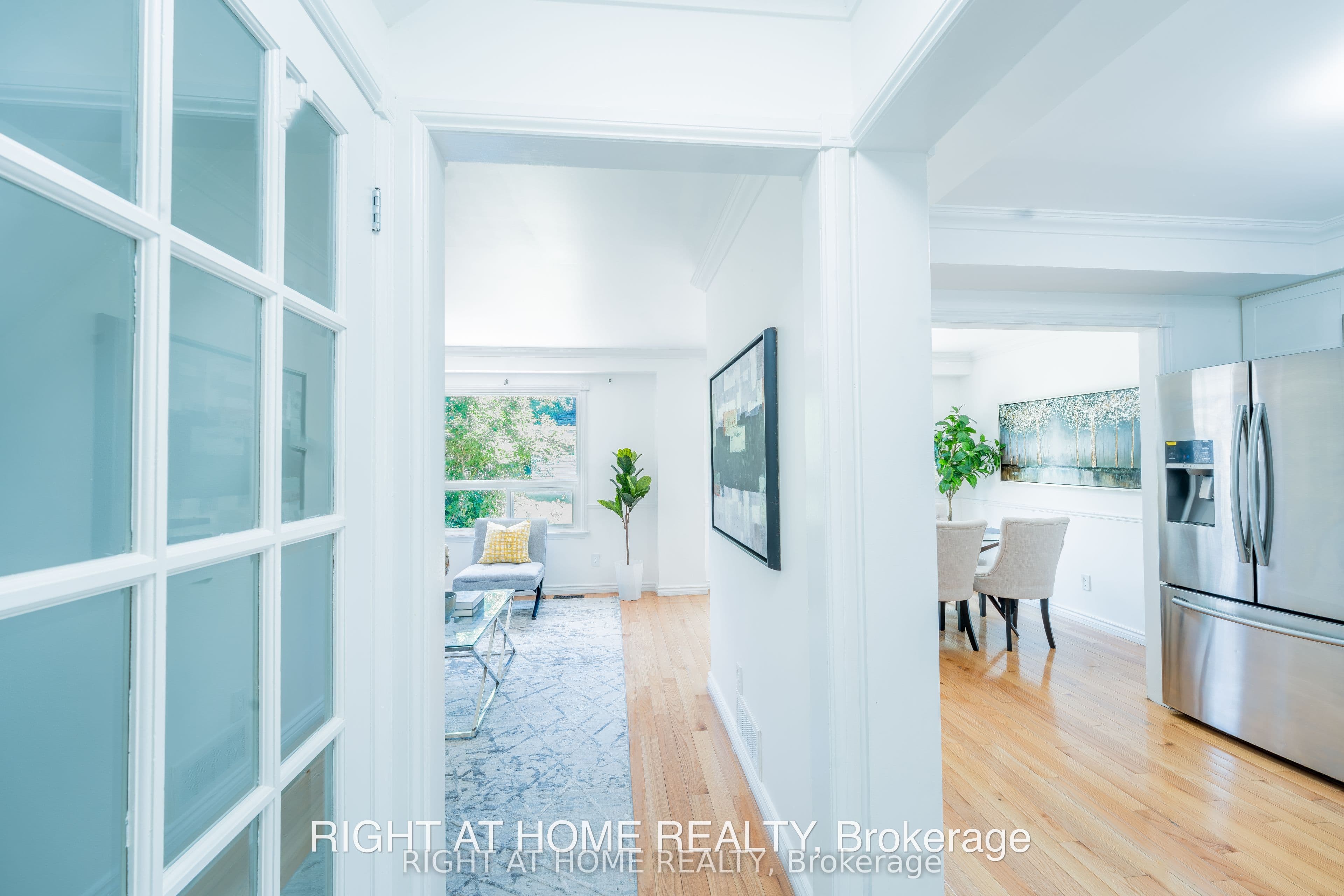 160 Overbank Drive, Oshawa, ON L1J 7Y5