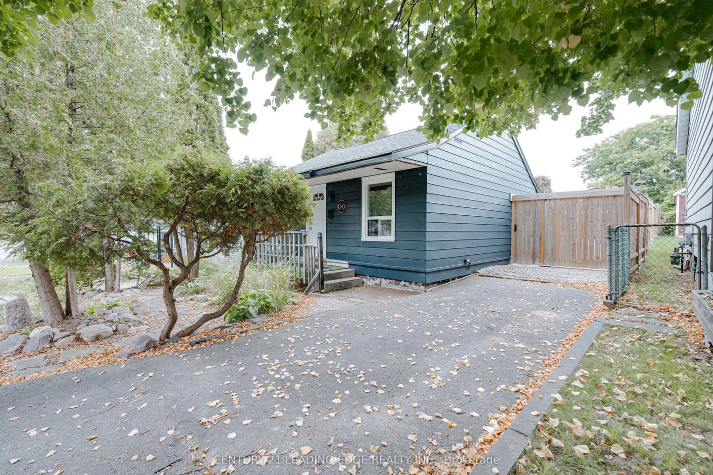 14 George Street, Ajax, ON L1S 1S5