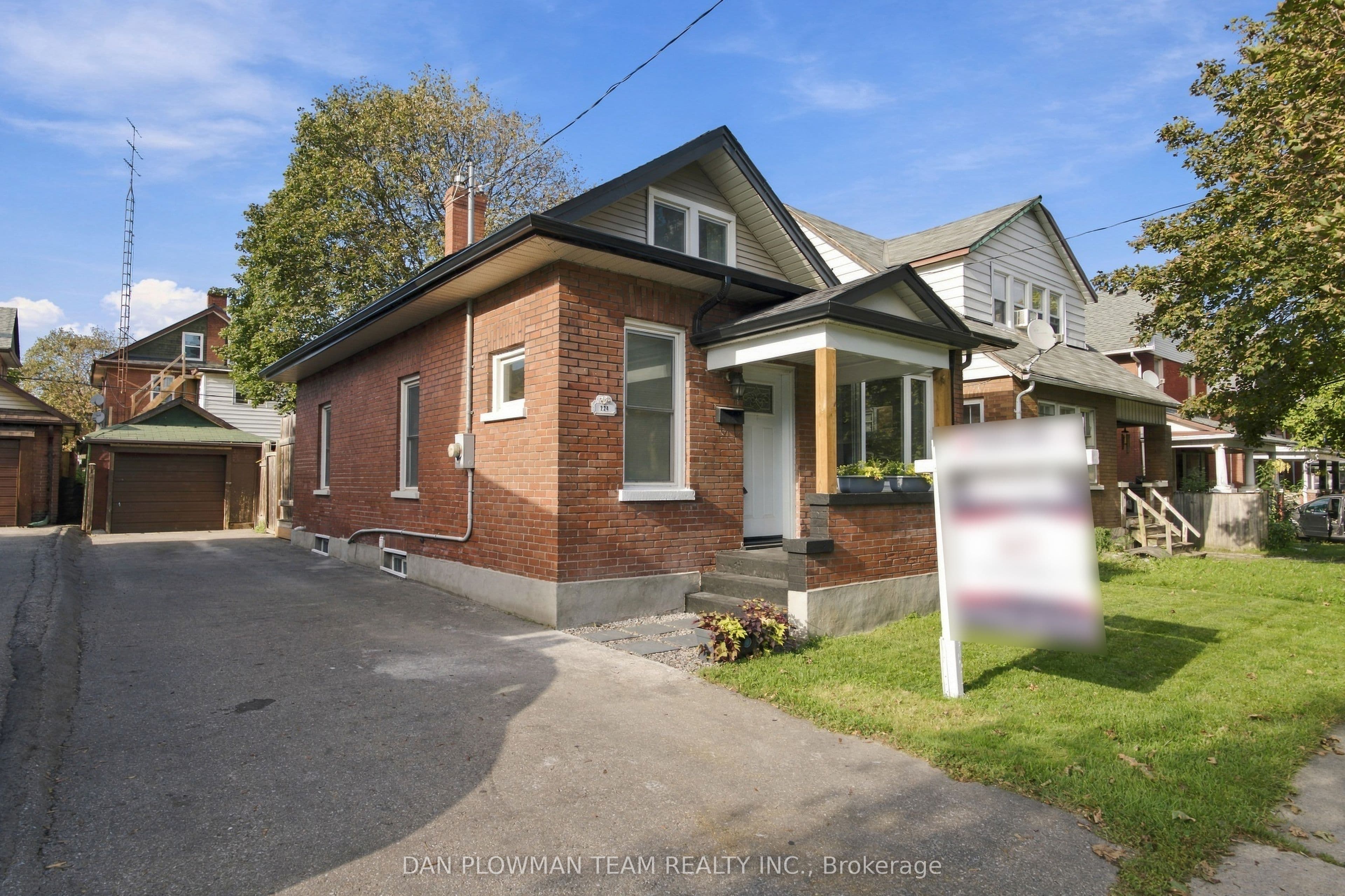224 Arthur Street, Oshawa, ON L1H 1N6