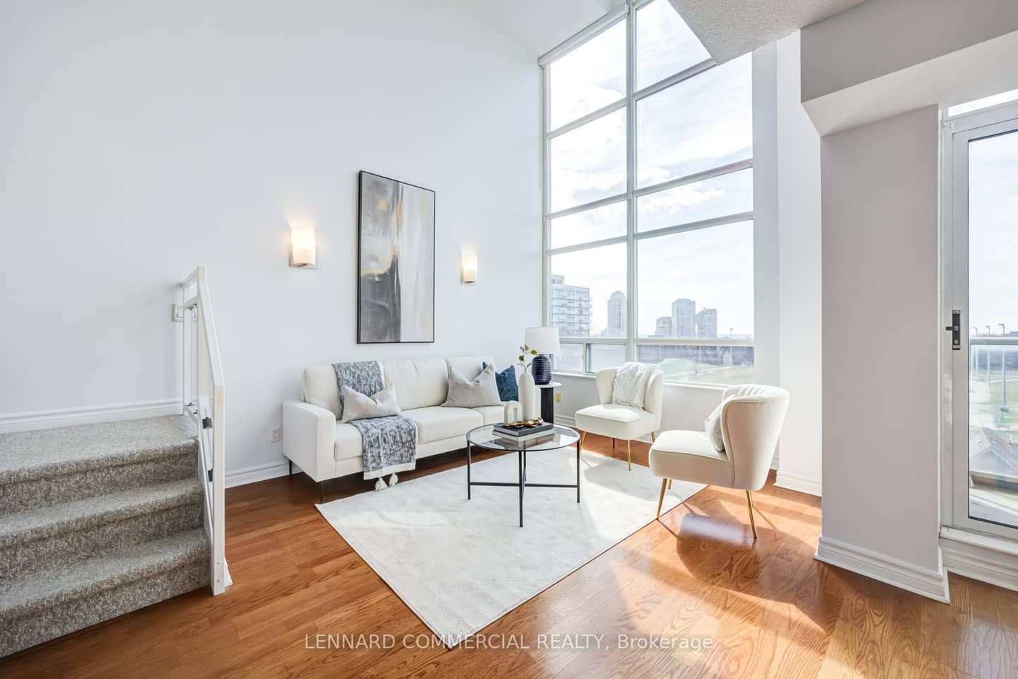 200 Manitoba Street 417, Toronto, ON M8Y 3Y9
