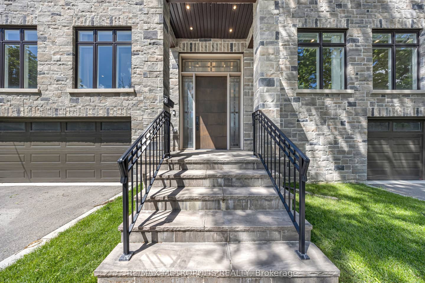 20 Nobert Road, Toronto, ON M1T 1C1