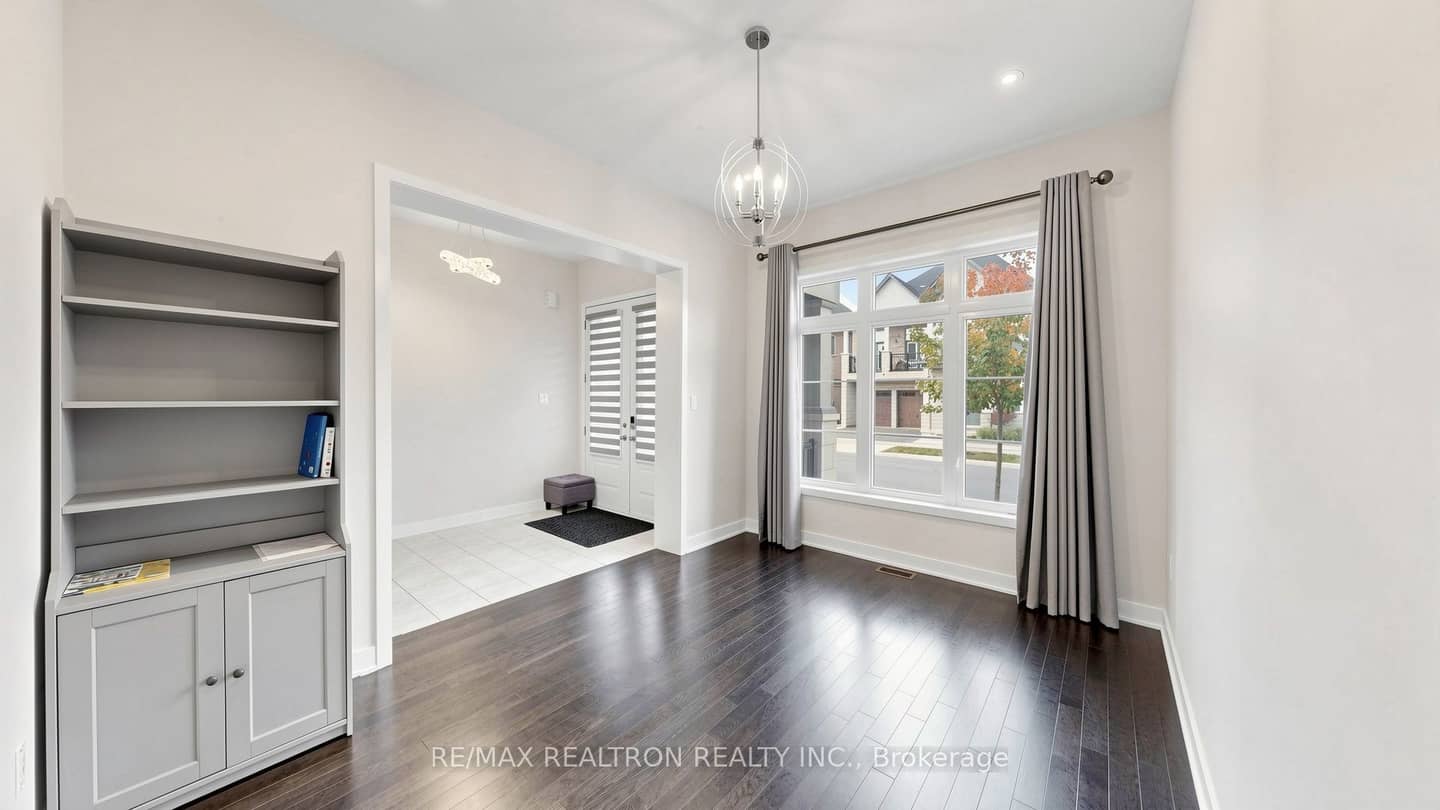 78 Boulton Trail, Oakville, ON L6H 0Z9