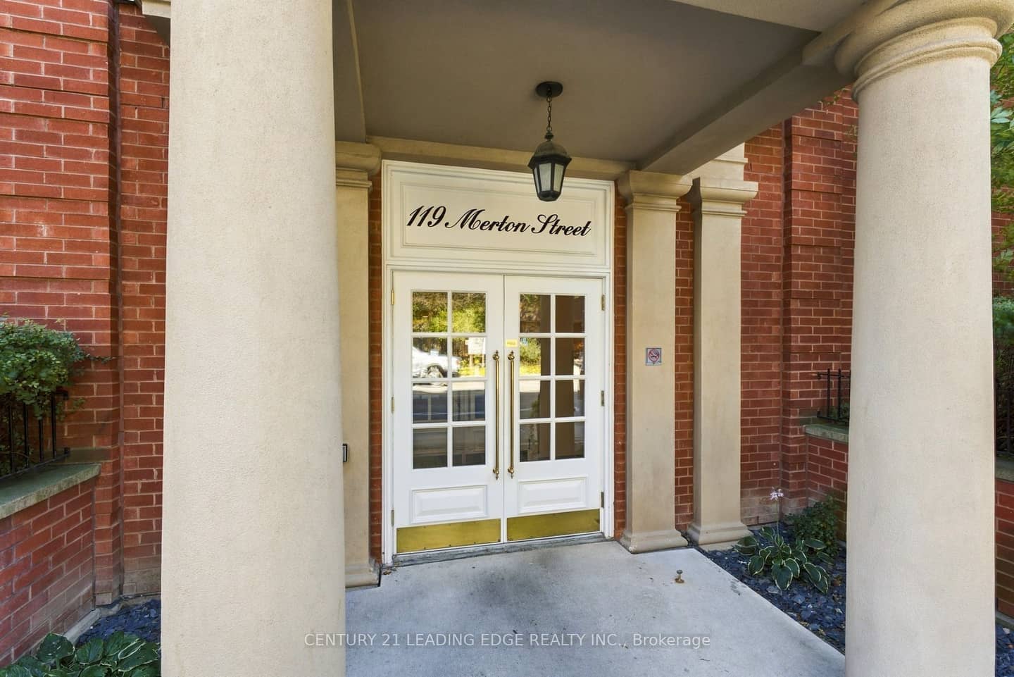 119 Merton Street 612, Toronto, ON M4S 1A7