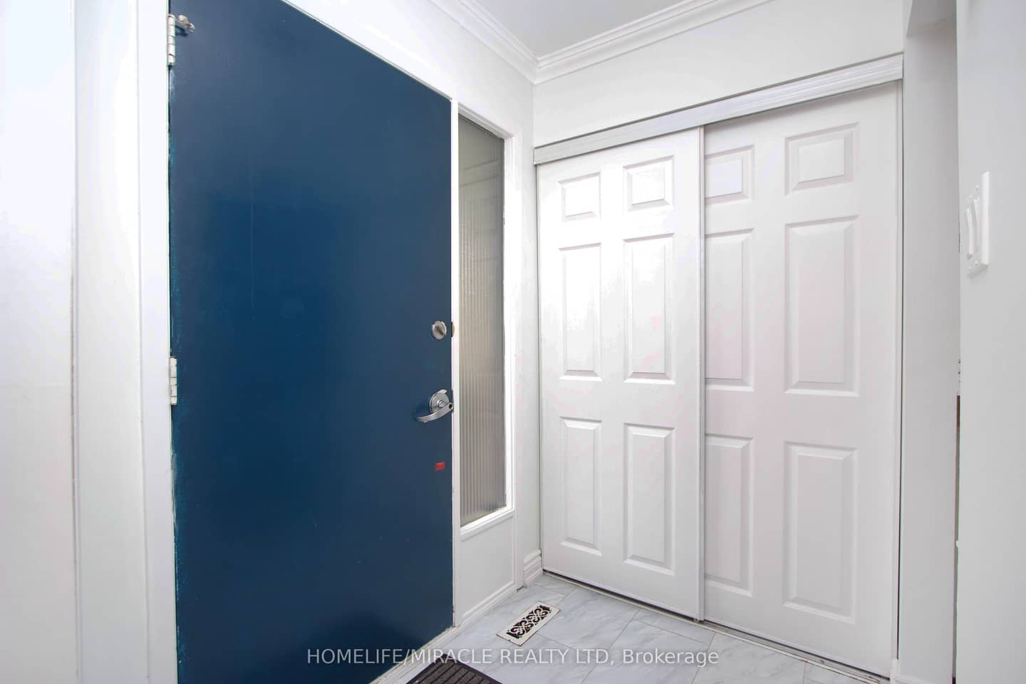 14 Pilkington Crescent N, Whitby, ON L1N 6E9
