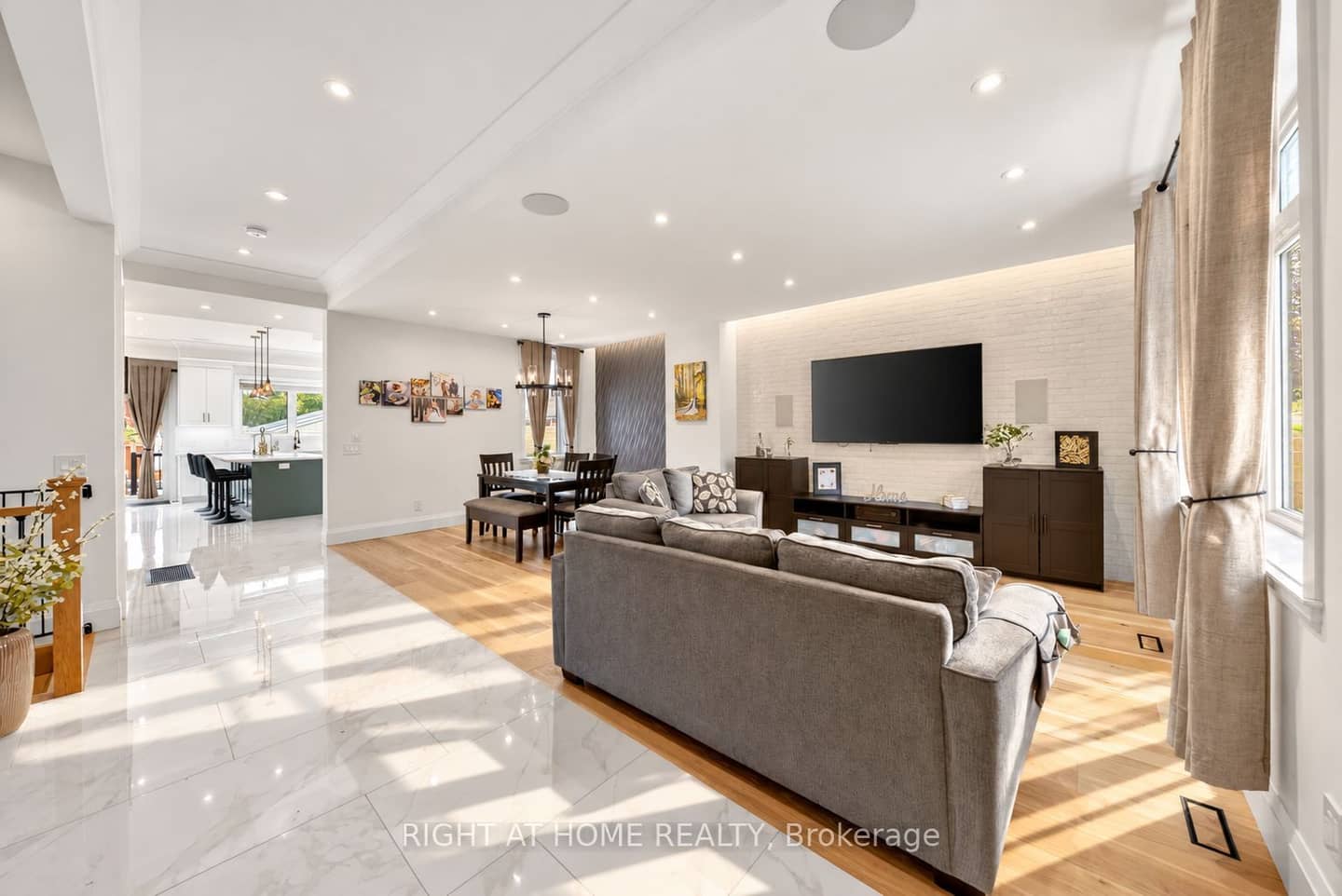 17 Exbury Road, Toronto, ON M3M 1P6
