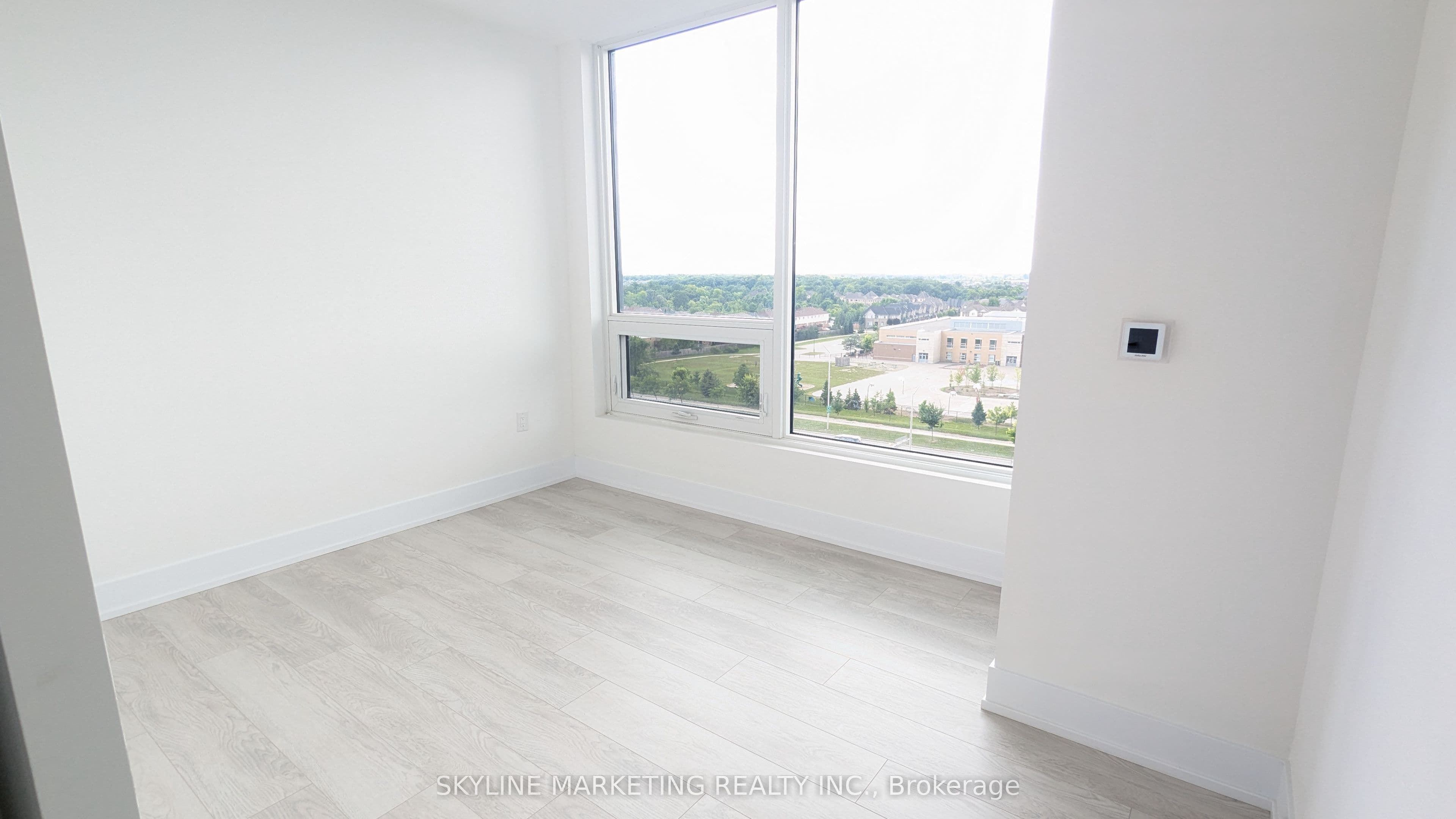 2450 Old Bronte Road 642, Oakville, ON L6M 5P6