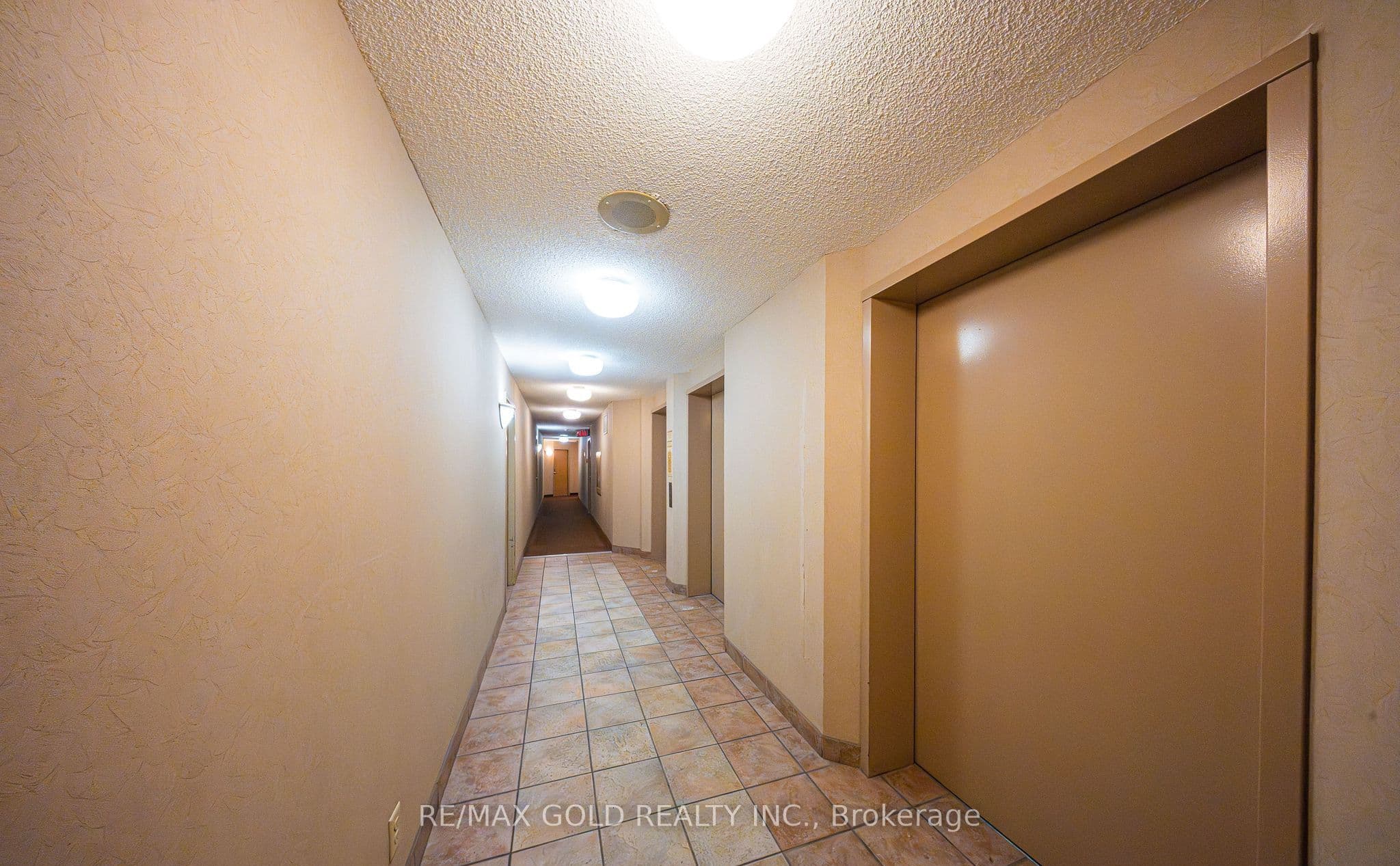 35 Trailwood Drive 1112, Mississauga, ON L4Z 3L6