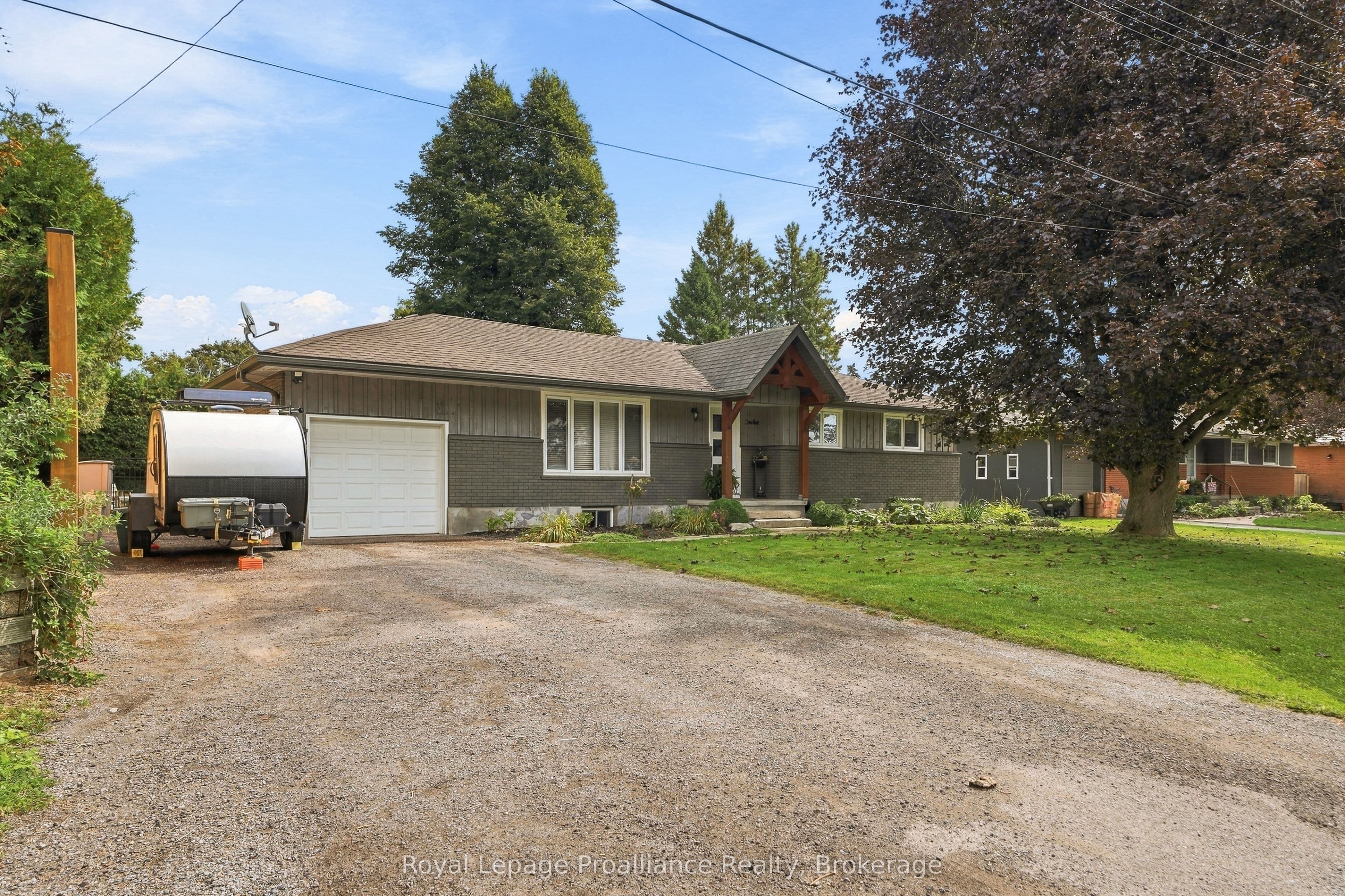 12 Orchard Crescent, Brighton, ON K0K 1H0