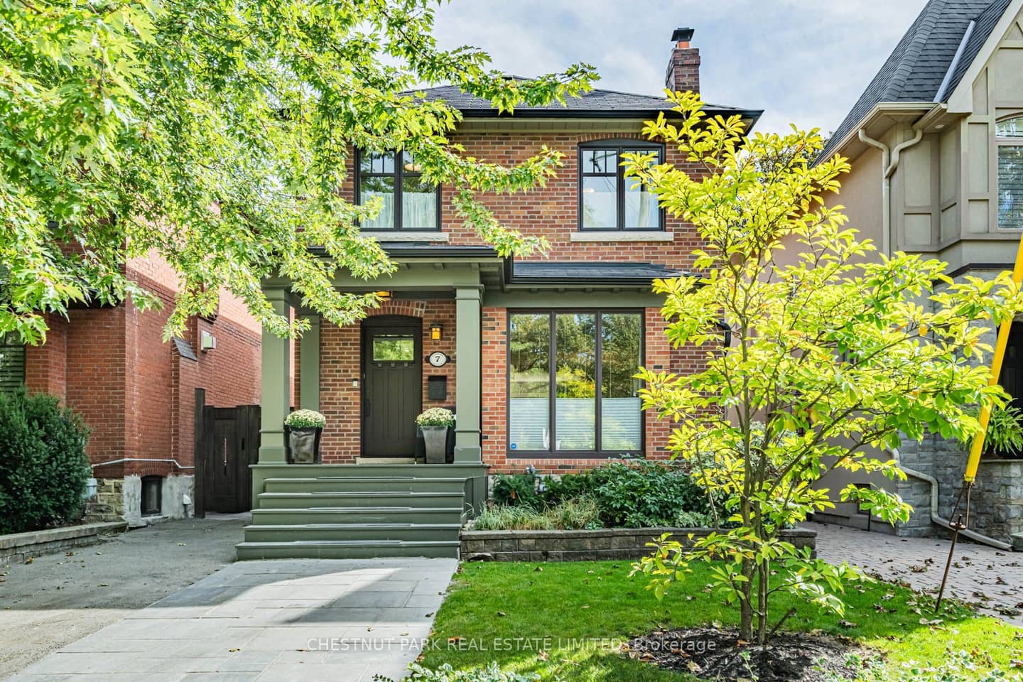 7 Anderson Avenue, Toronto, ON M5P 1H2