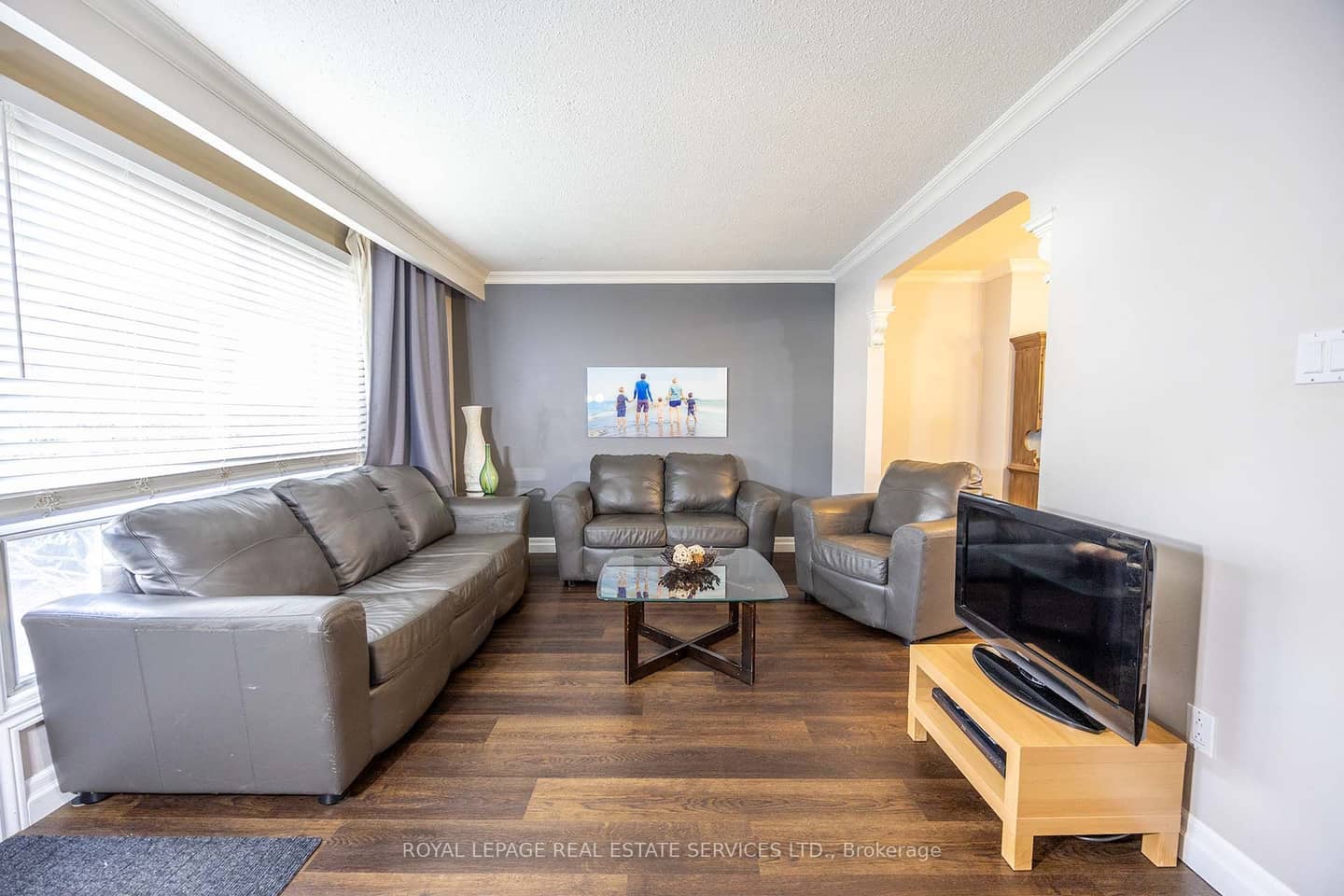 71 Old Burnhamthorpe Road 18, Toronto, ON M9C 3J6