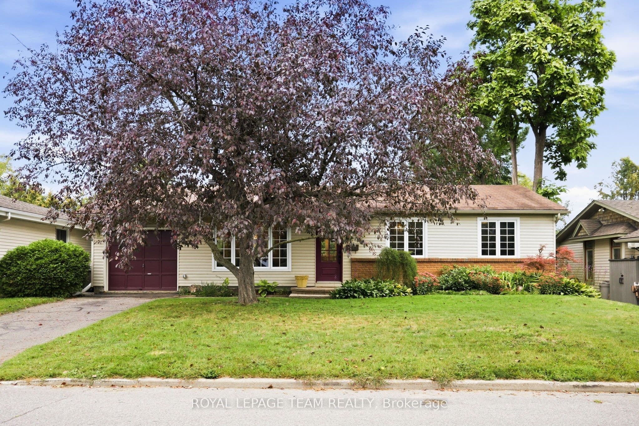 1377 Fontenay Crescent, Hunt Club - South Keys and Area, ON K1V 7K5