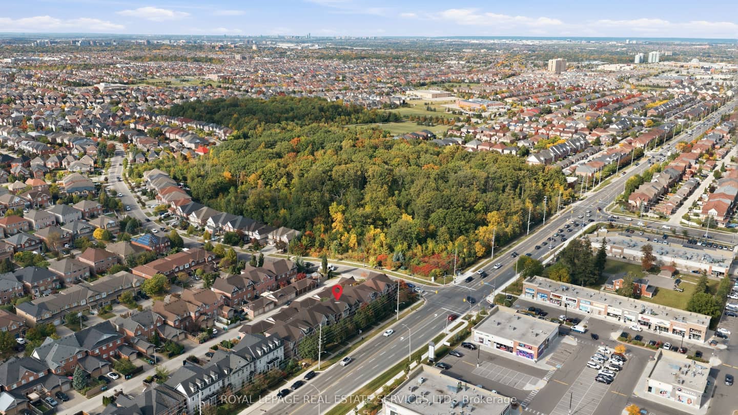 3891 Eglinton Avenue W Eglinton A, Mississauga, ON L5M 7Z7
