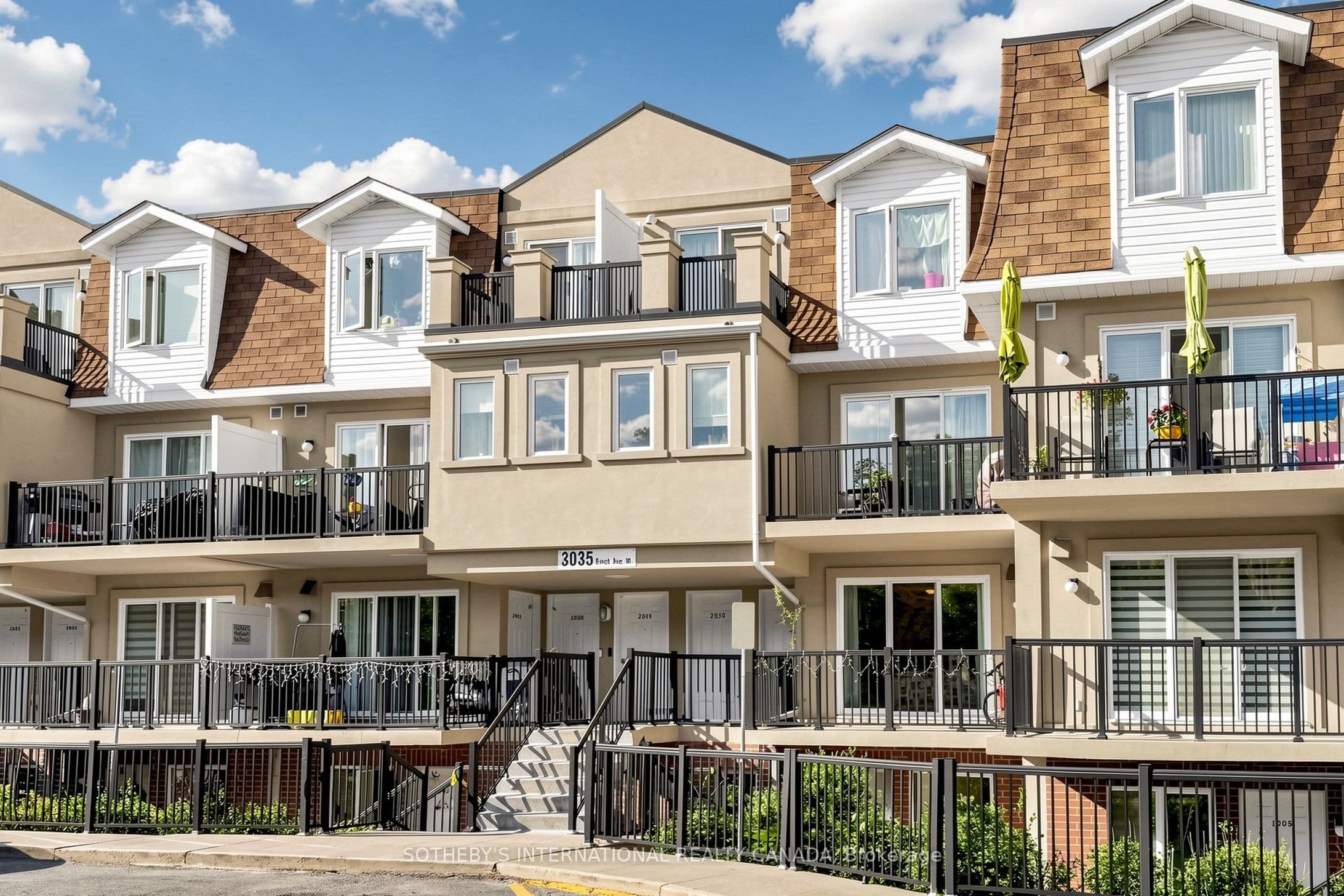 3035 Finch Avenue W 2012, Toronto, ON M9M 0A2