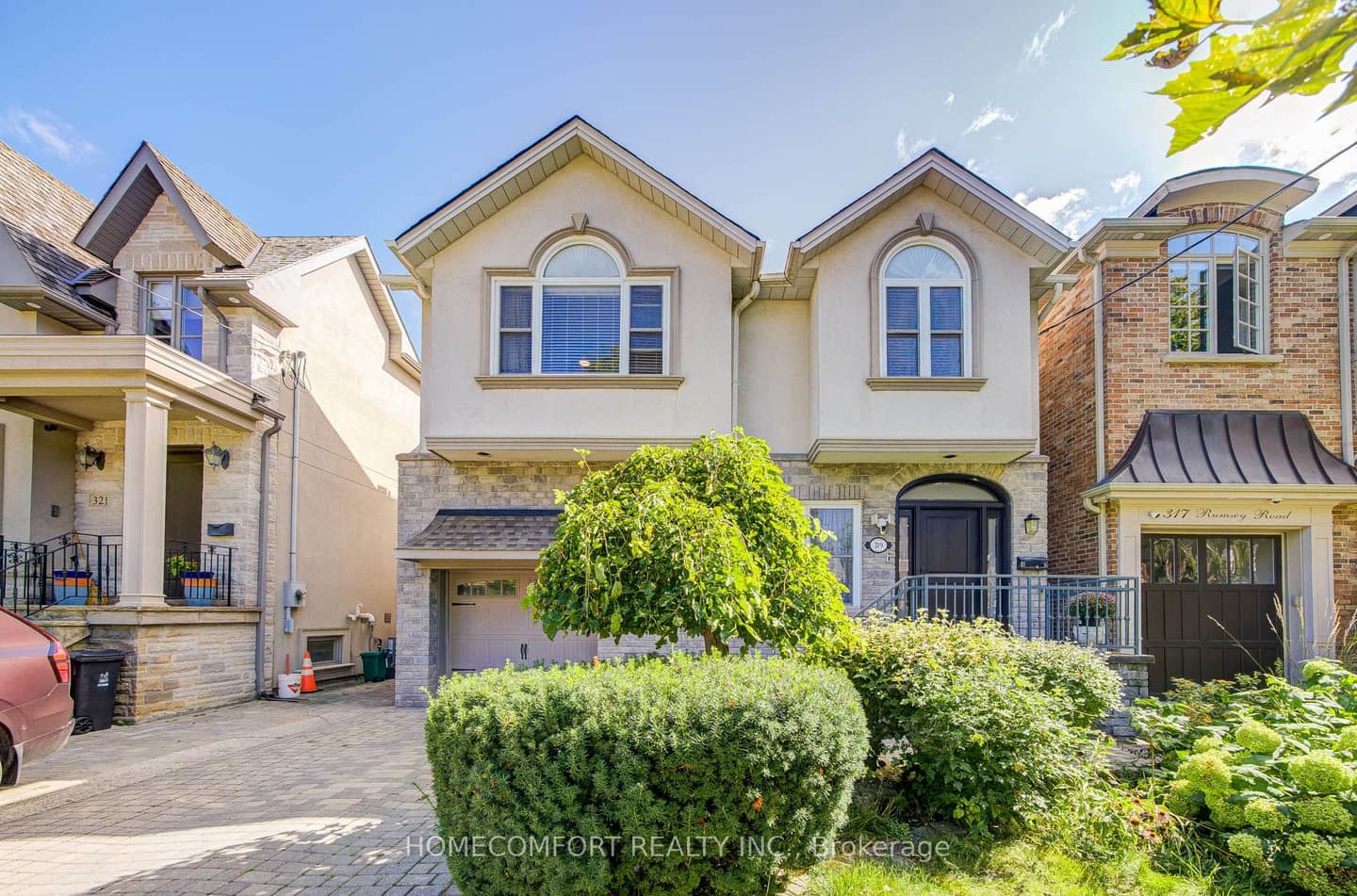 319 Rumsey Road, Toronto, ON M4G 1R6