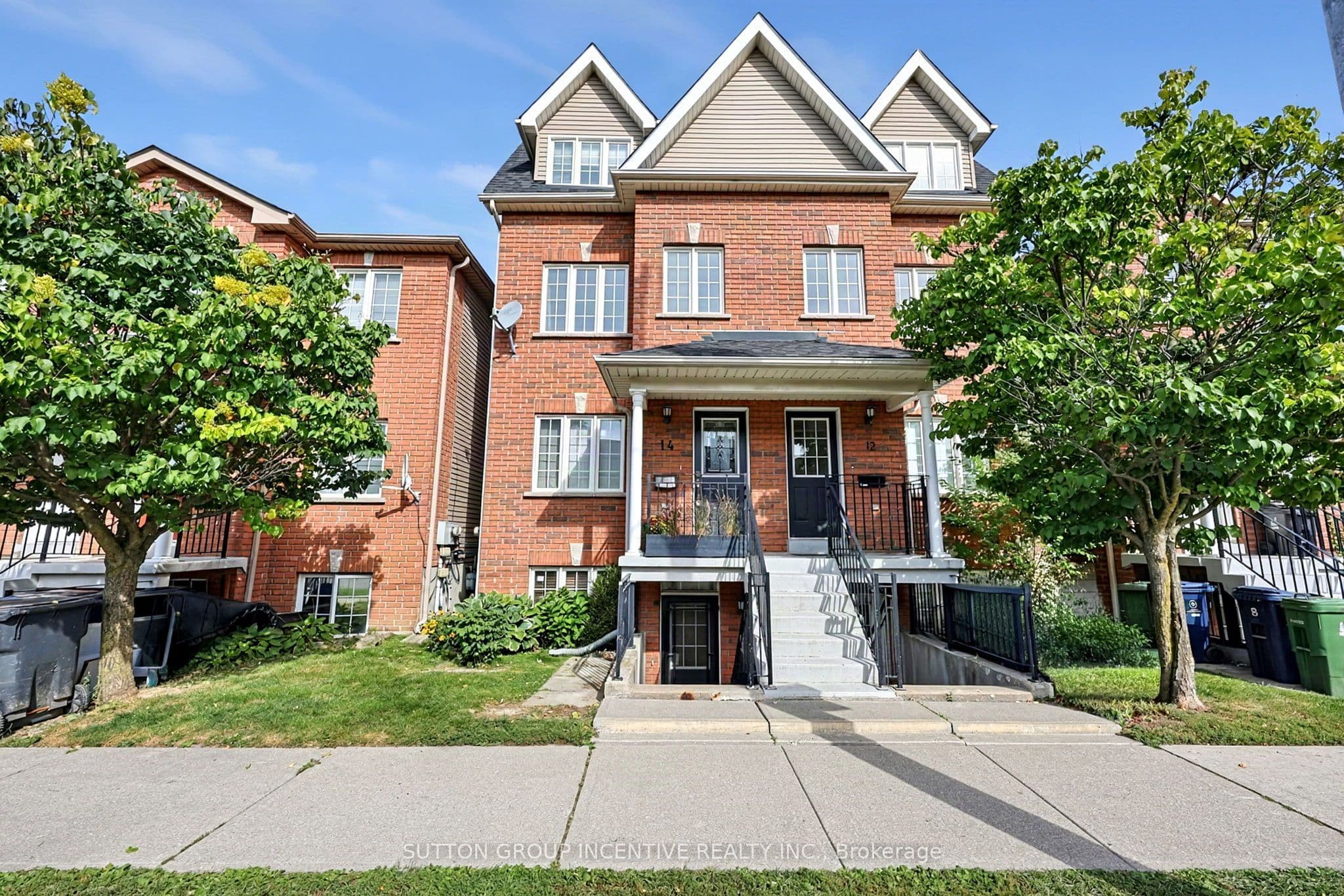 14 Connolly Street, Toronto, ON M6N 5G3